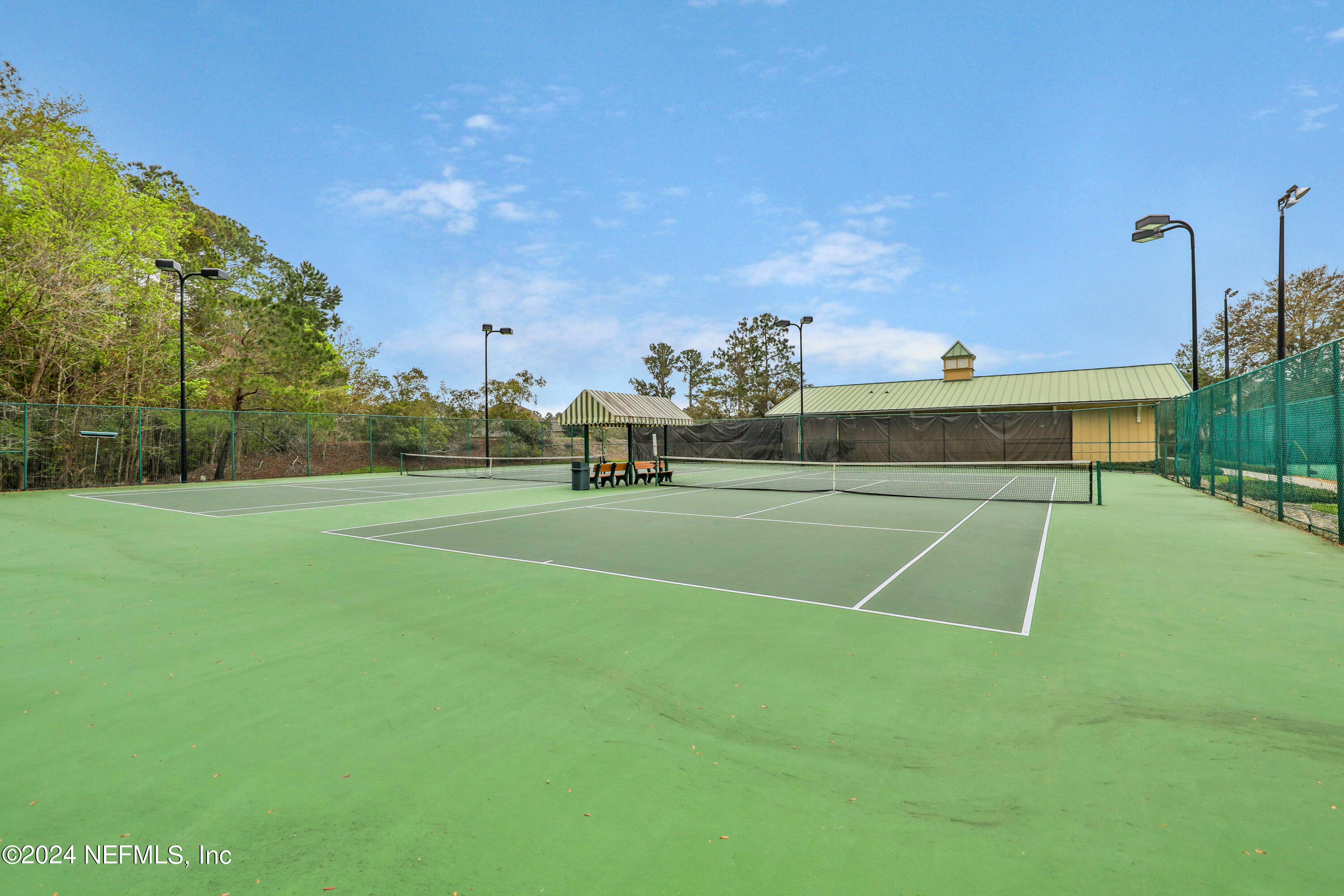 1555 BARRINGTON Circle