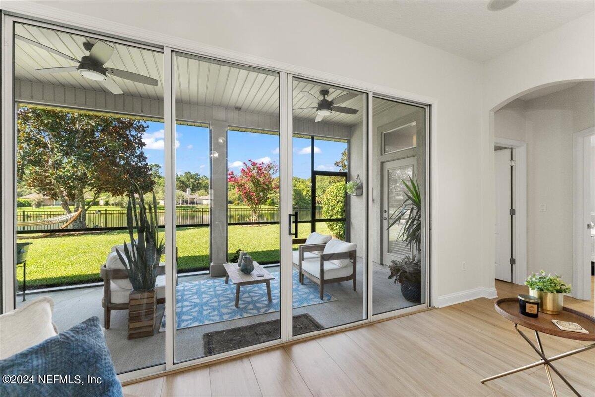 1555 BARRINGTON Circle