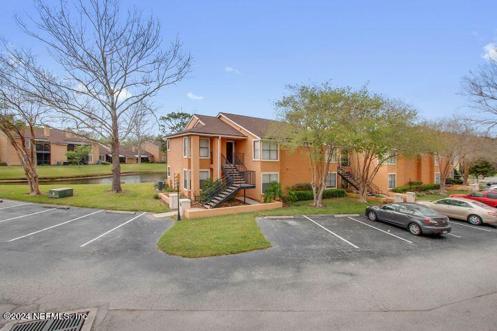 859 SHORELINE Circle