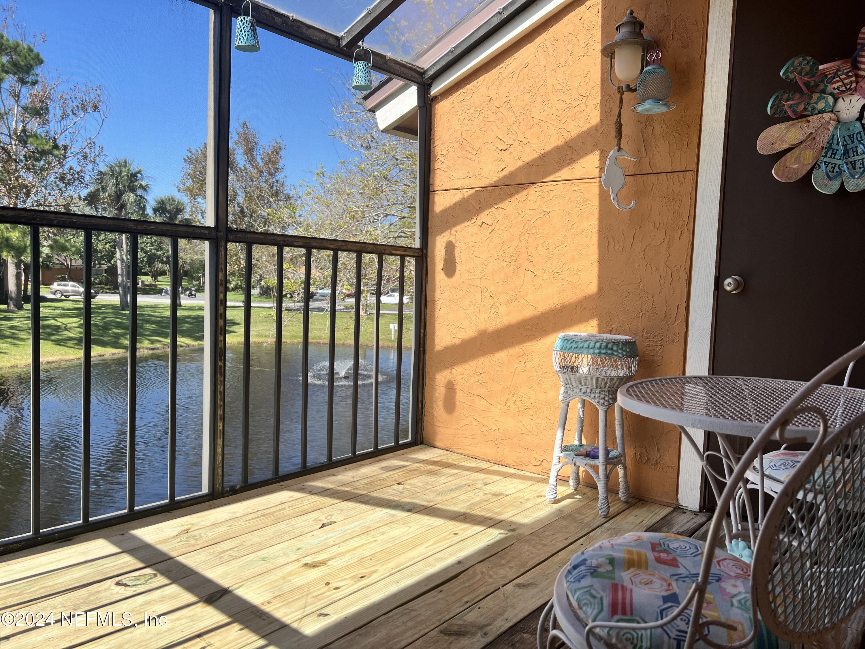 859 SHORELINE Circle