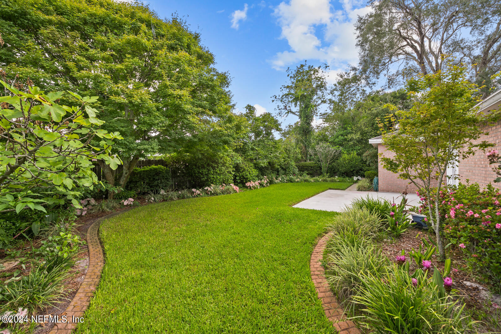 12558 GLAMDRING Court