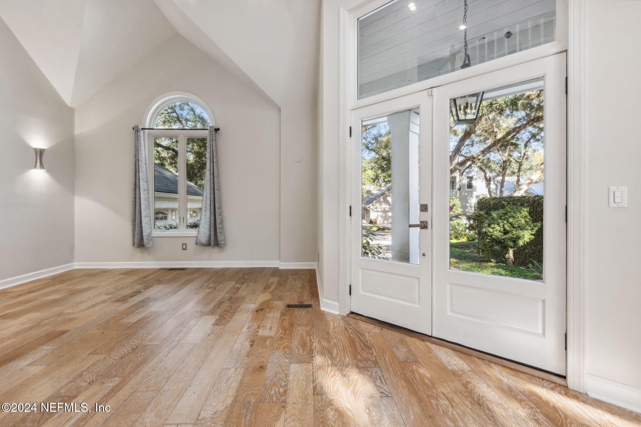 42 LAUREL OAK Road