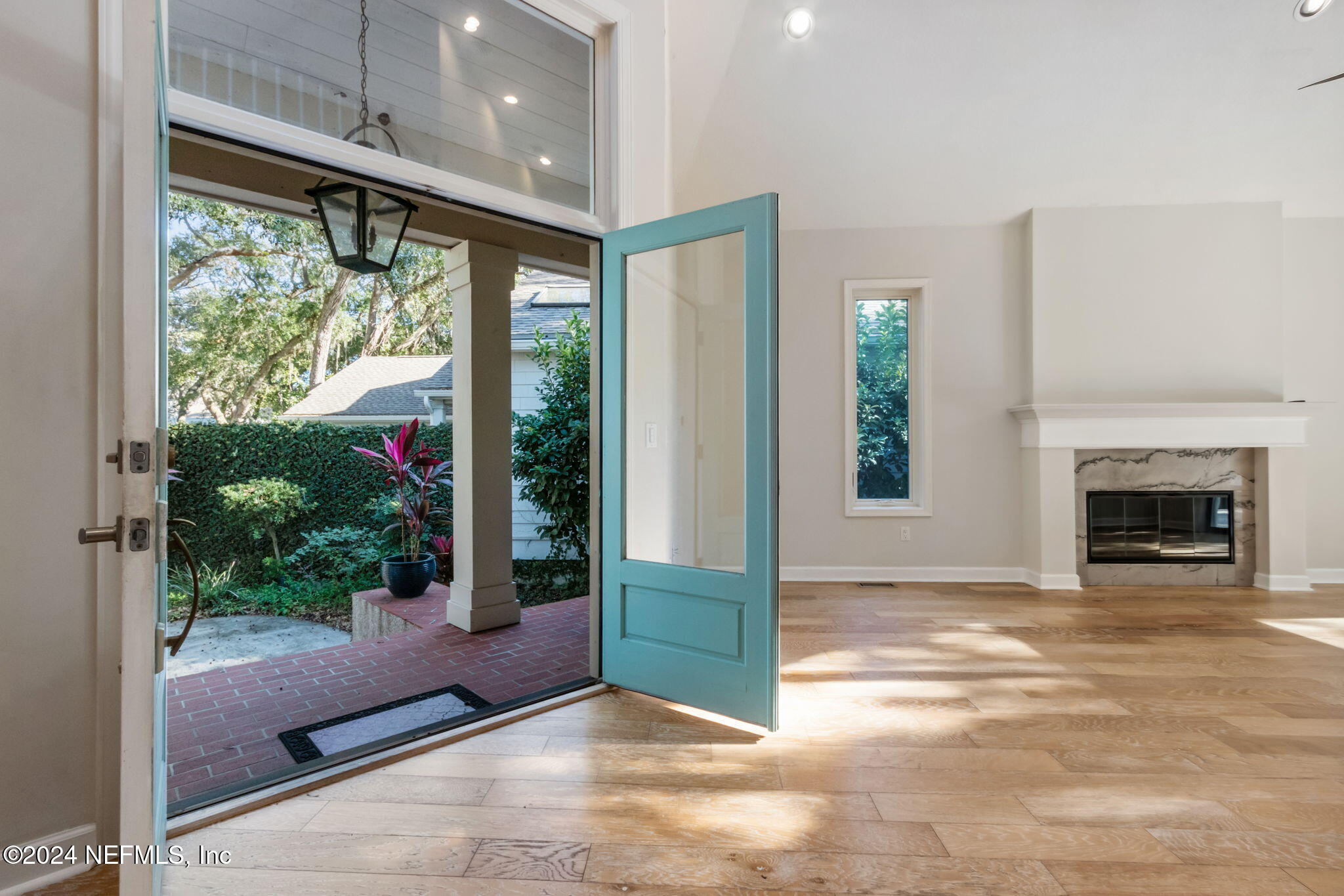 42 LAUREL OAK Road