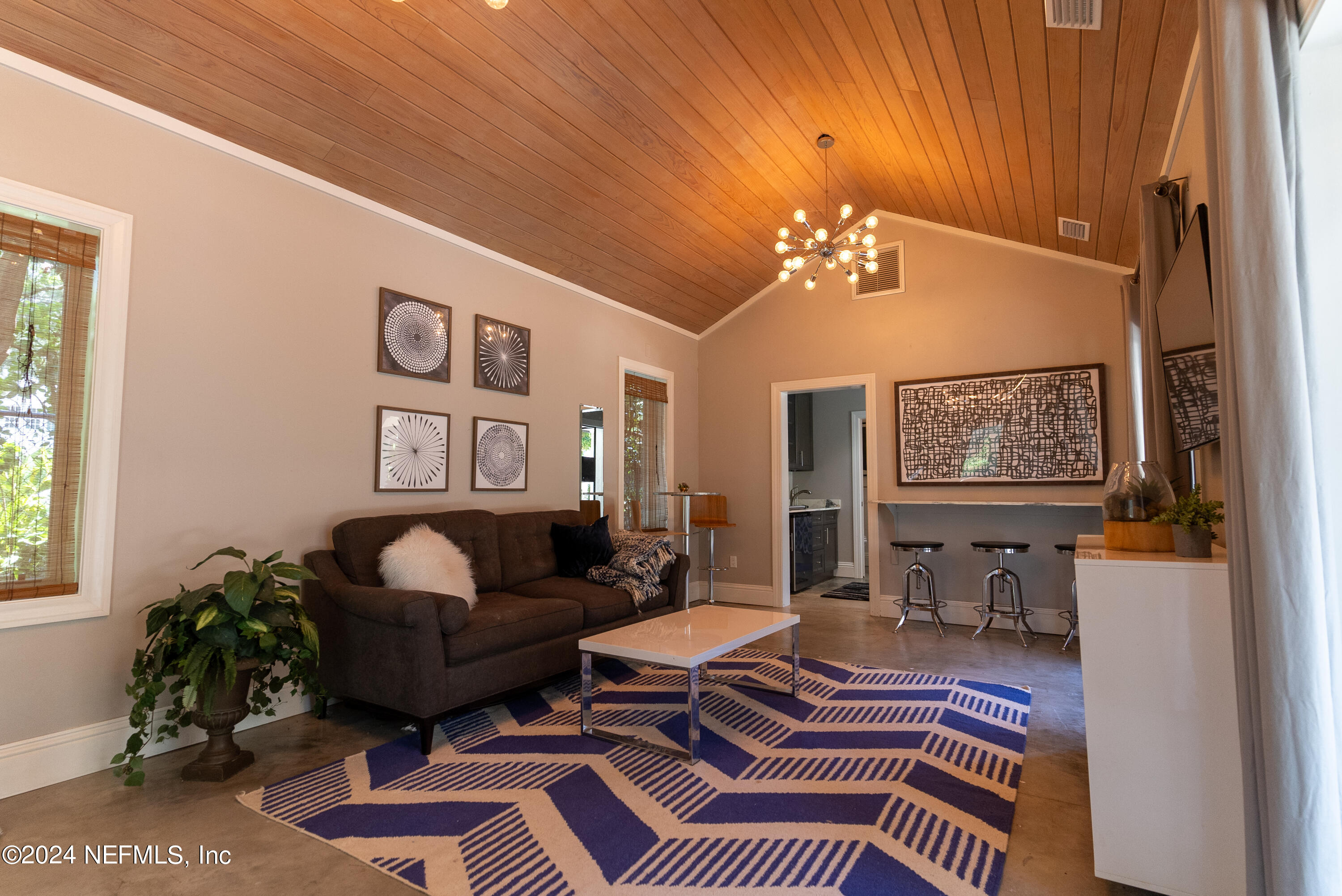 860 SORRENTO Road