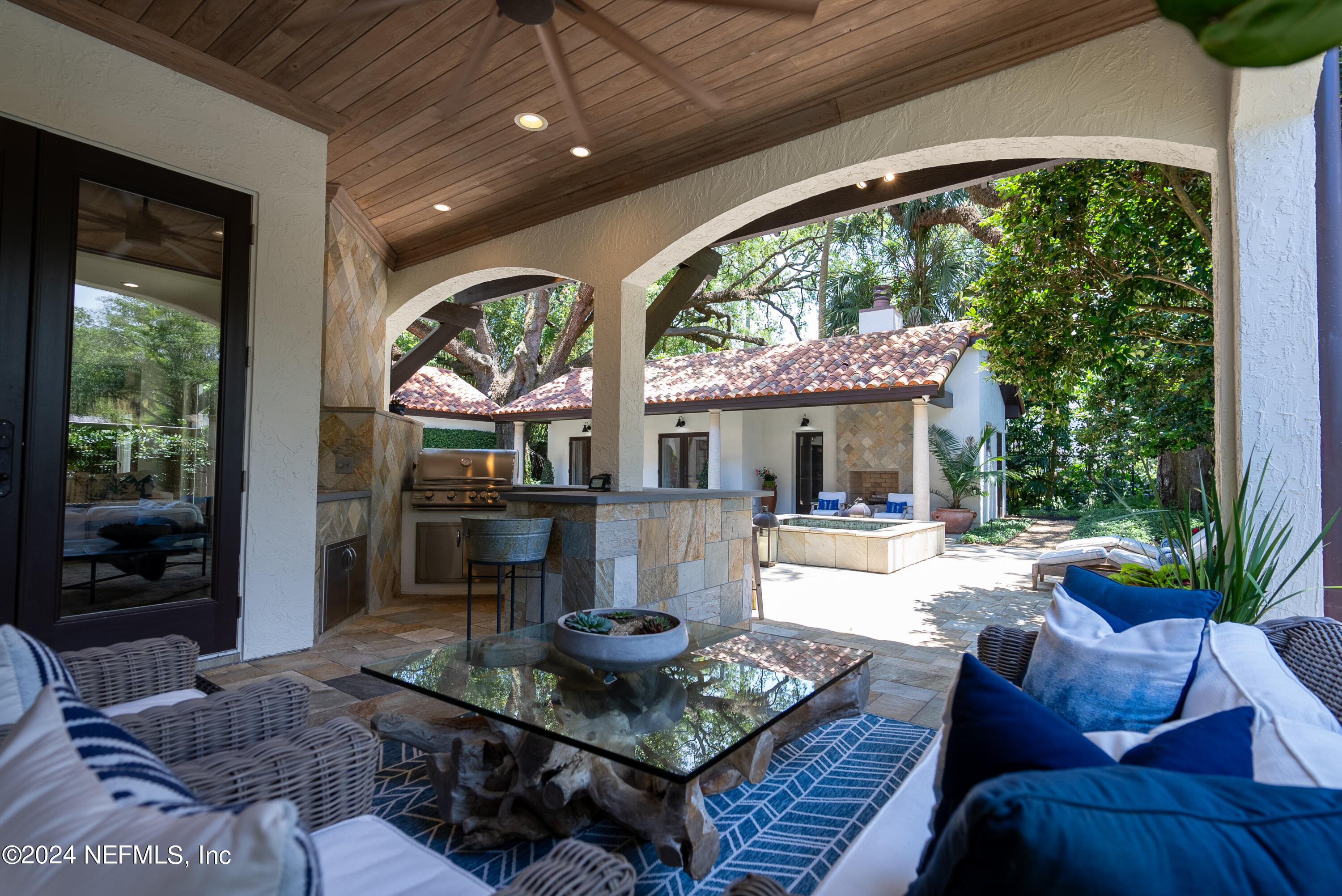 860 SORRENTO Road
