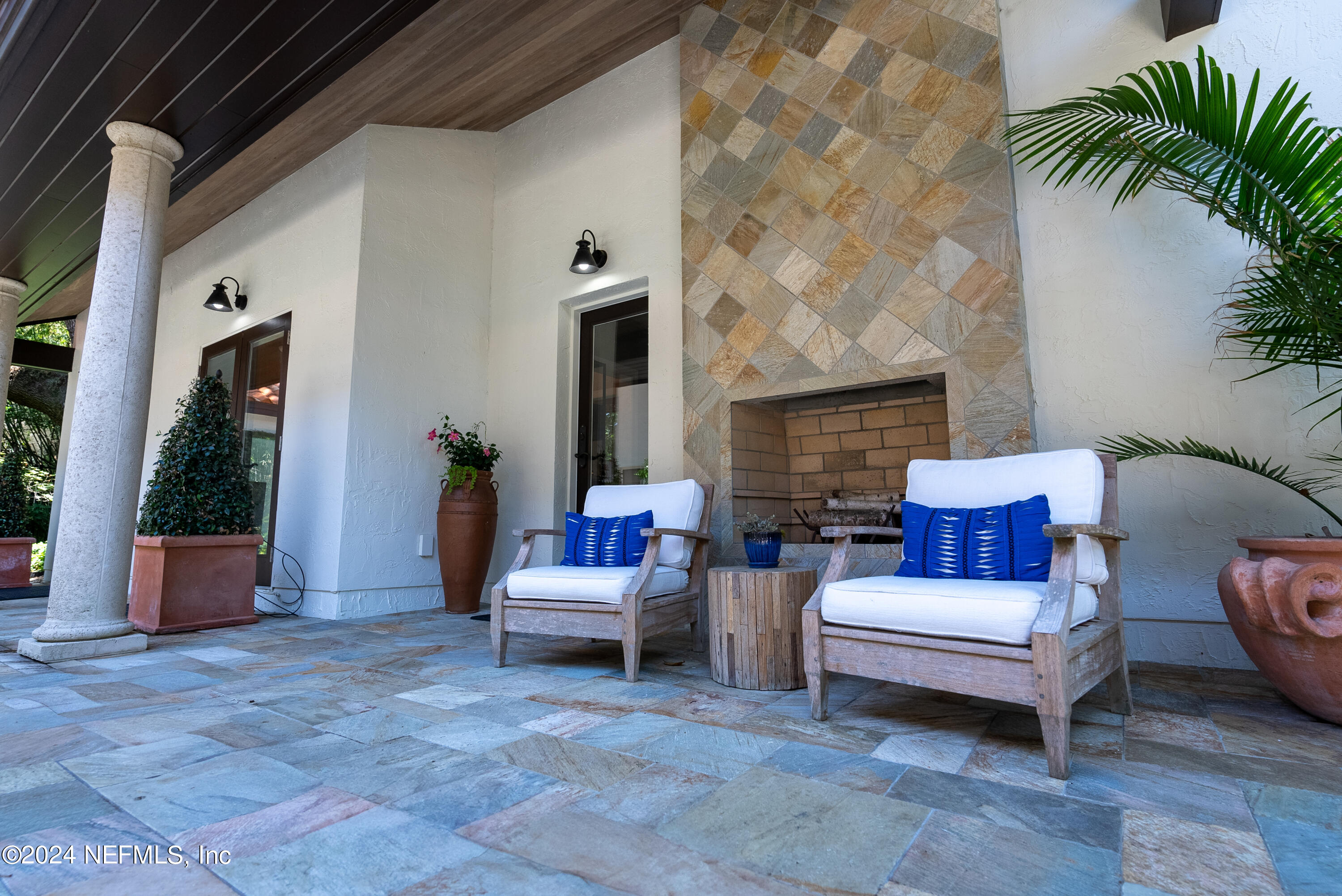 860 SORRENTO Road