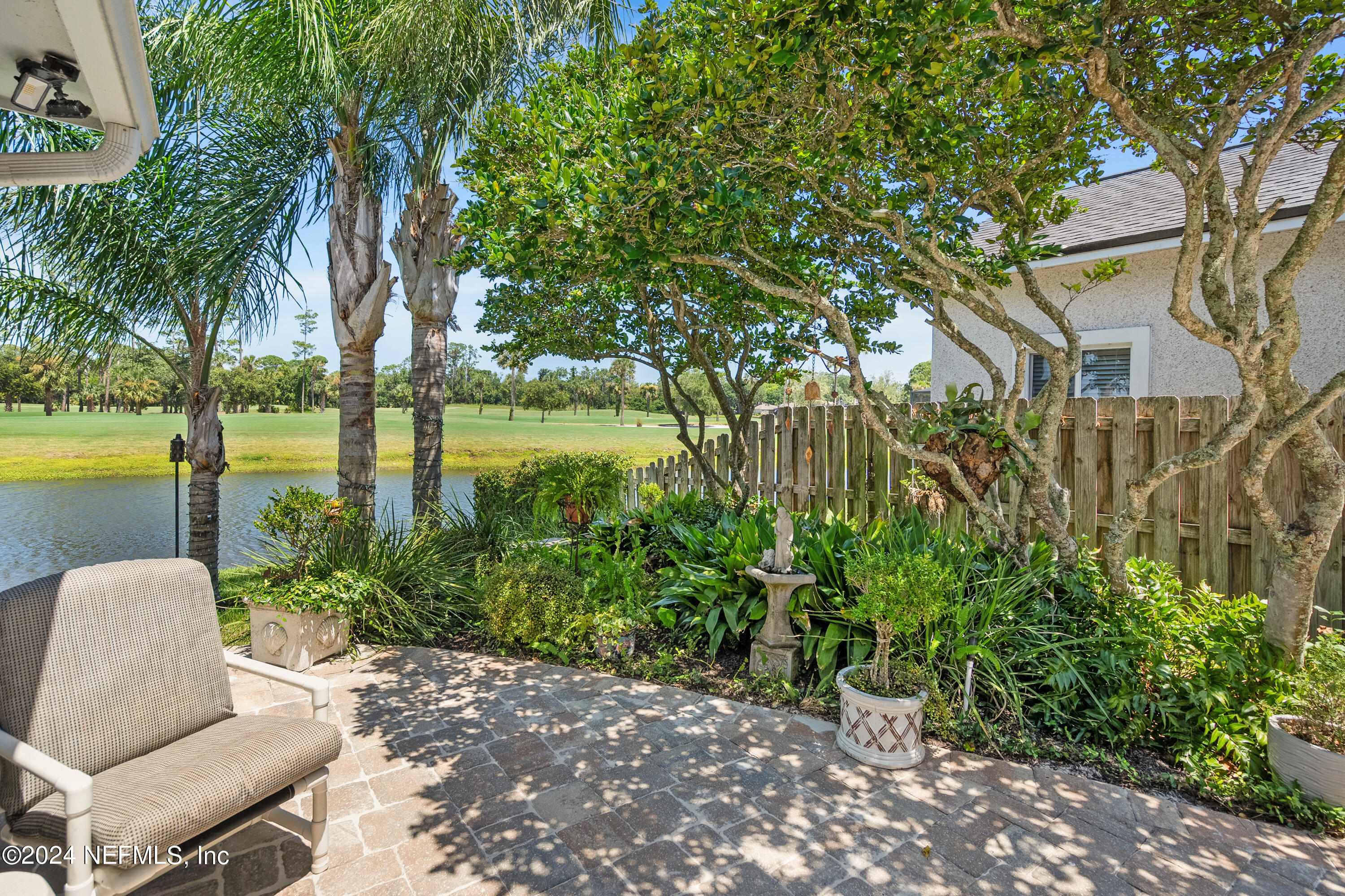 1539 LINKSIDE Drive