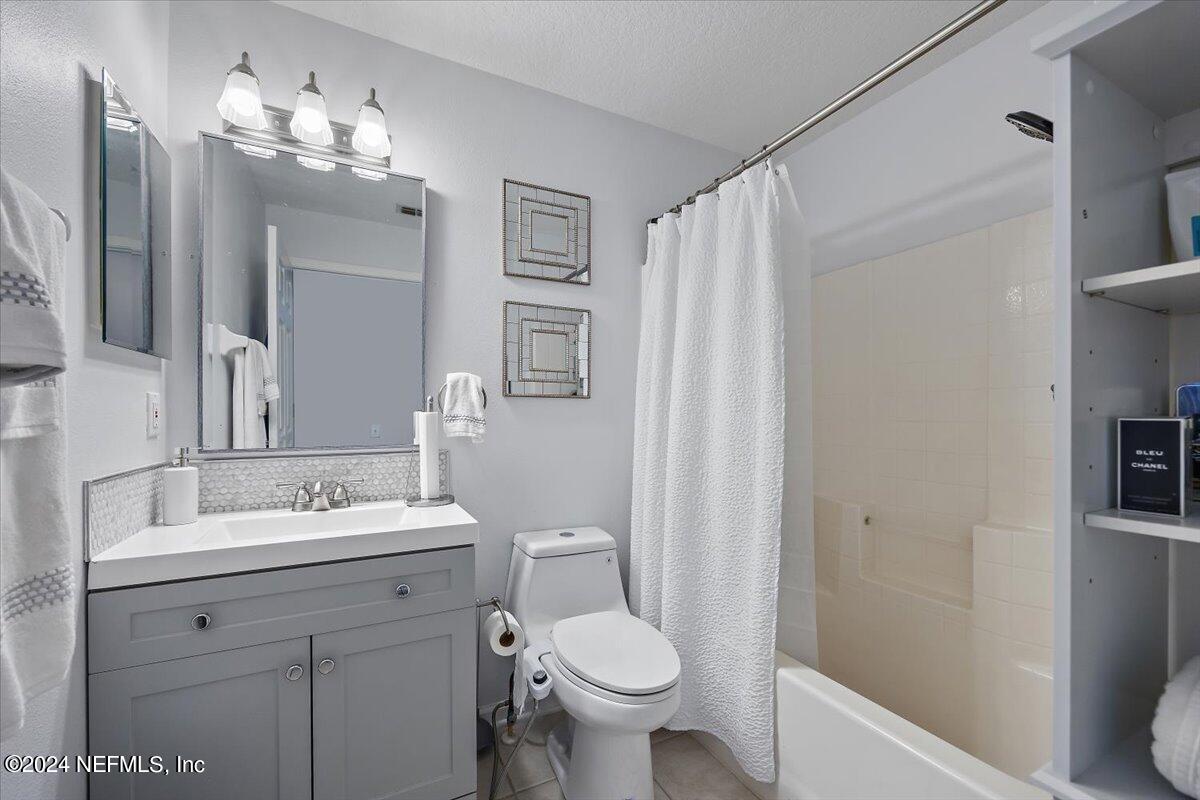 10642 ROUNDWOOD GLEN Court