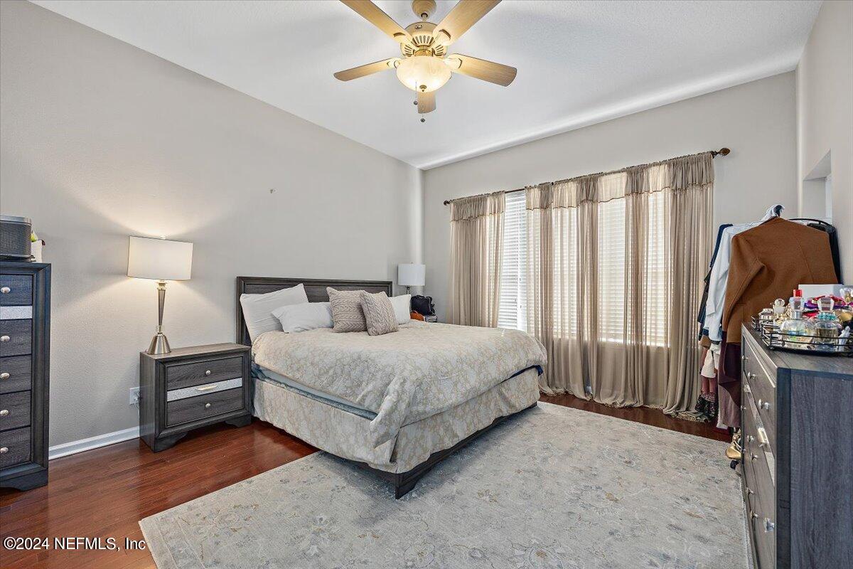 10642 ROUNDWOOD GLEN Court