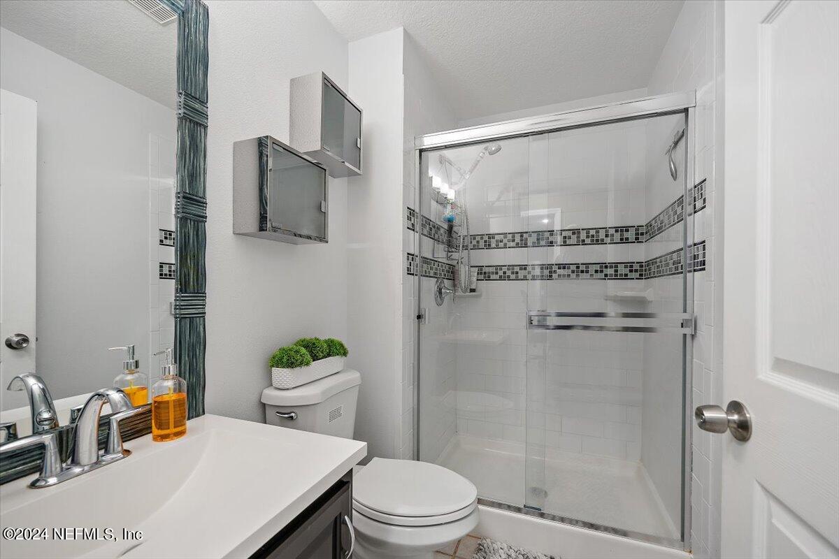 10642 ROUNDWOOD GLEN Court
