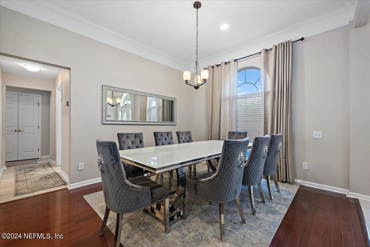 10642 ROUNDWOOD GLEN Court
