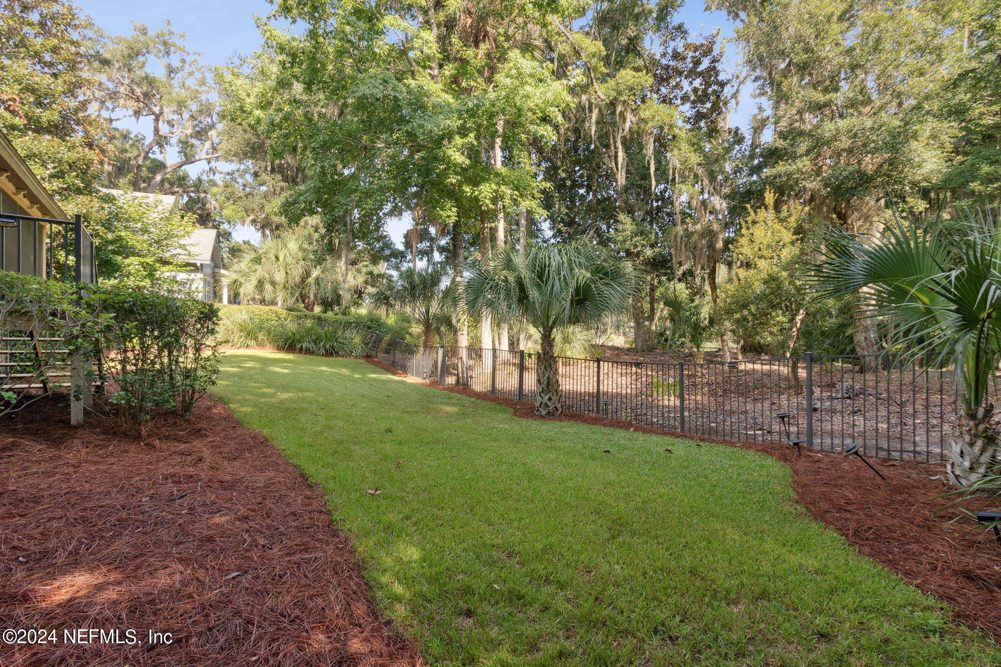 5 SEA MARSH Road