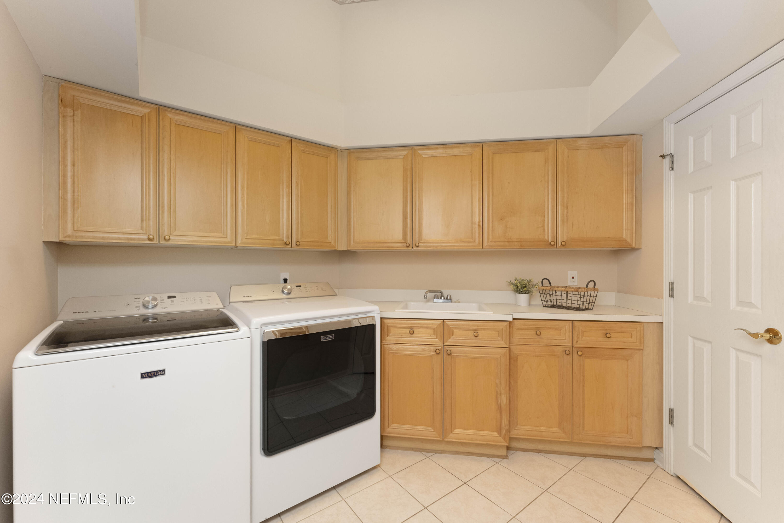 9681 PRESTON Trail W