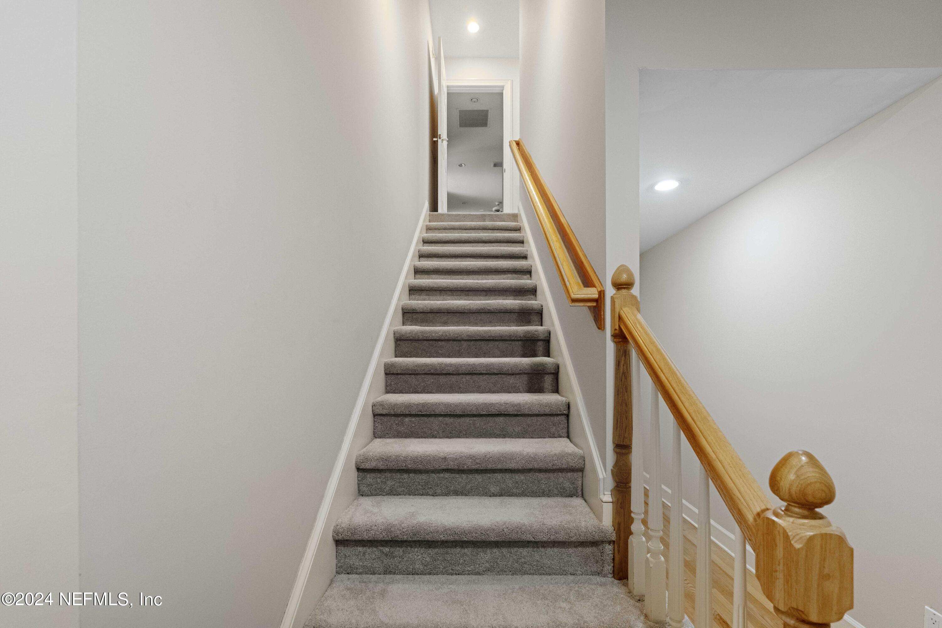 9681 PRESTON Trail W