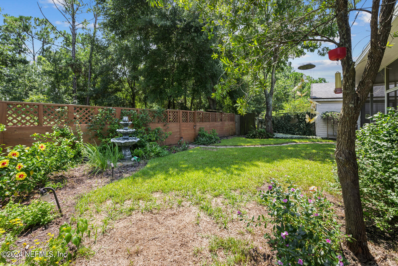 241 SONDRA COVE Trail E