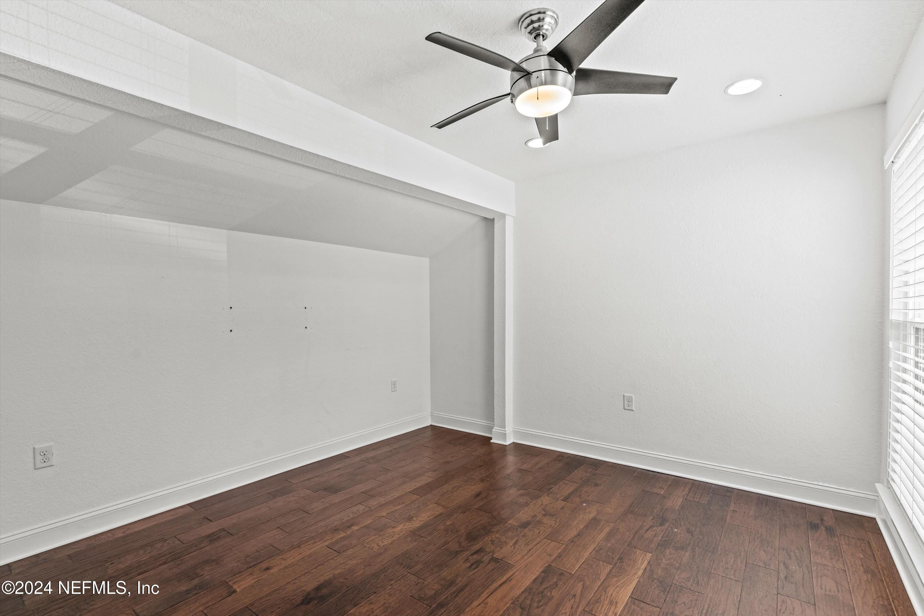 734 TIDEWATER Court