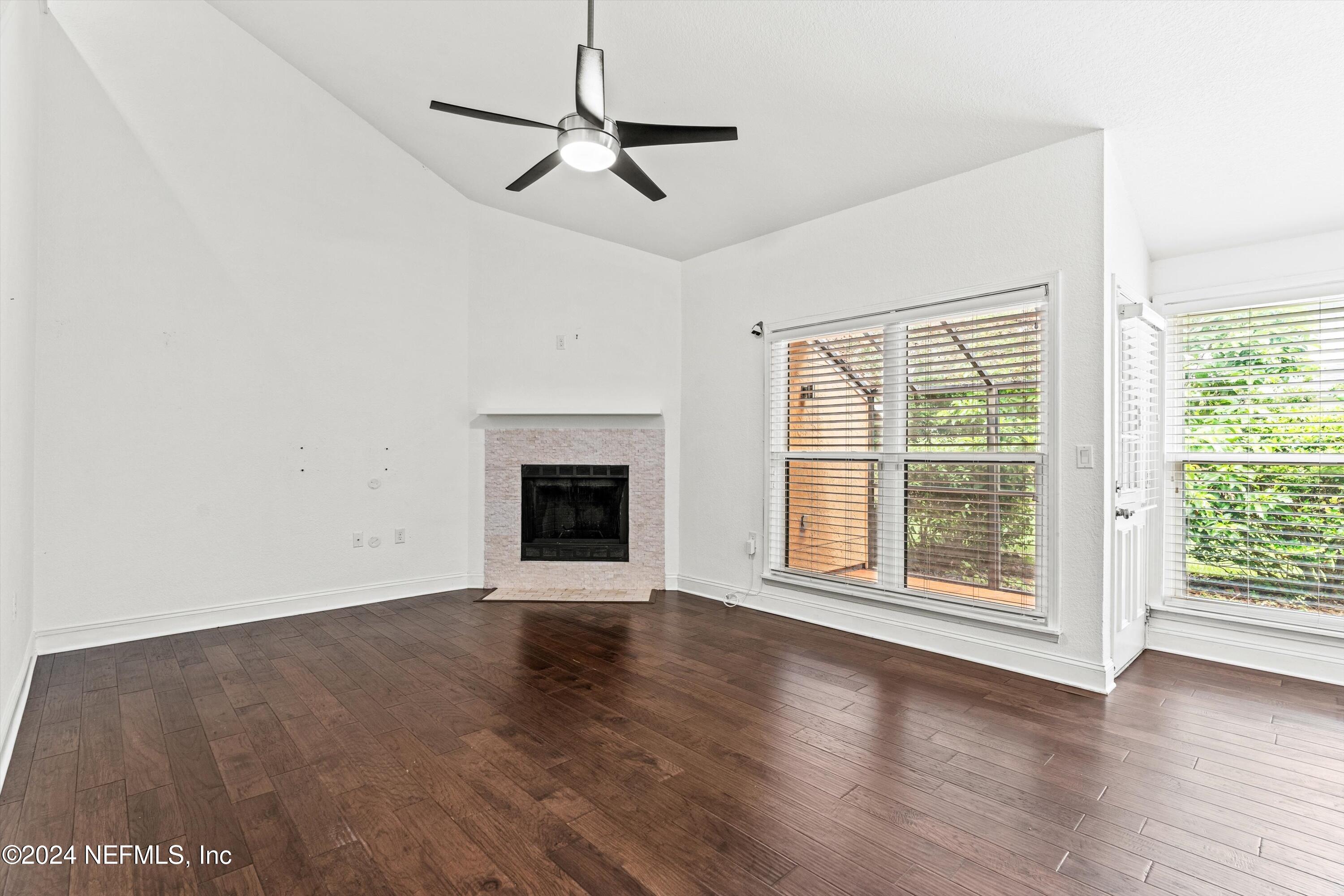734 TIDEWATER Court