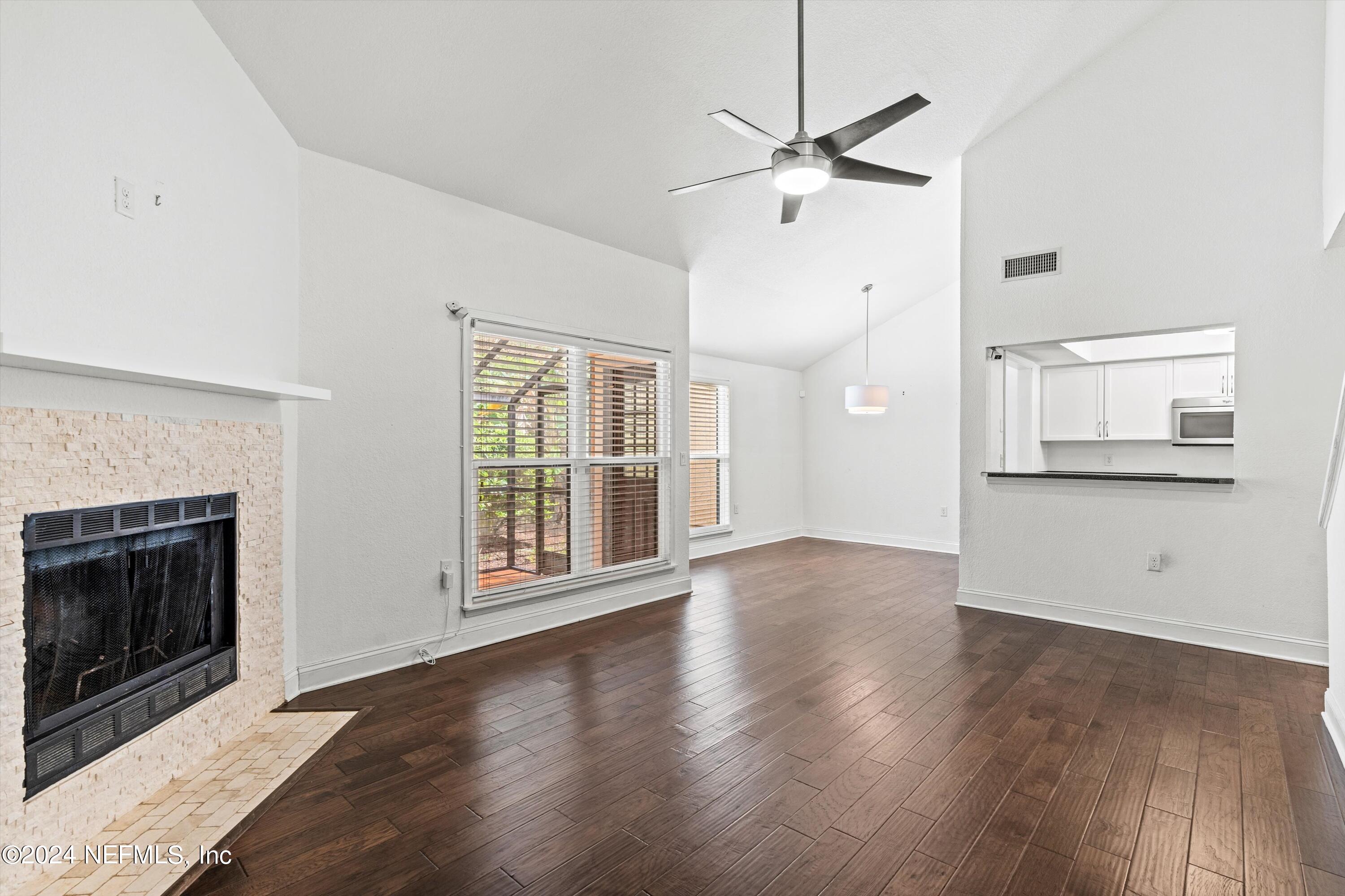 734 TIDEWATER Court