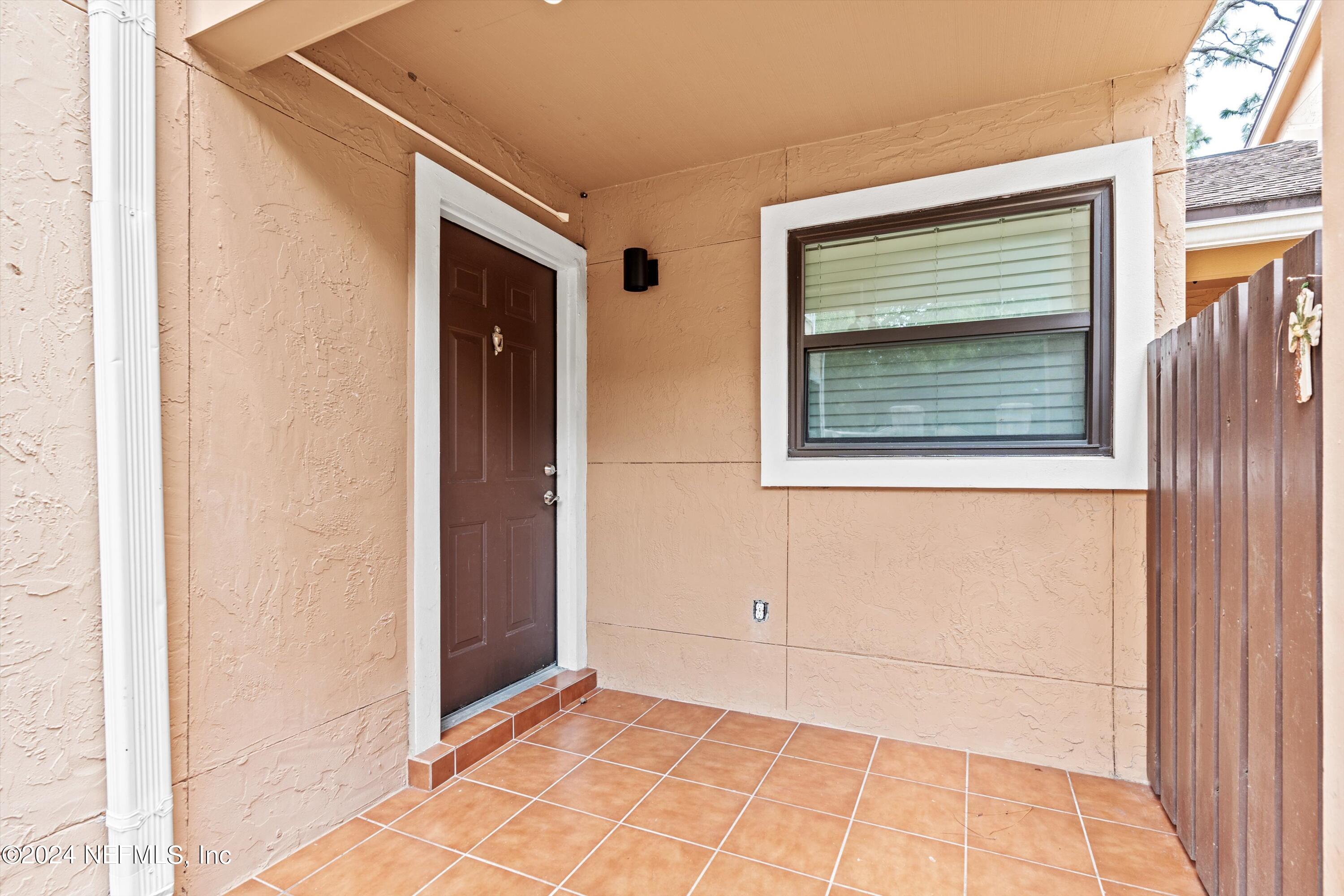 734 TIDEWATER Court