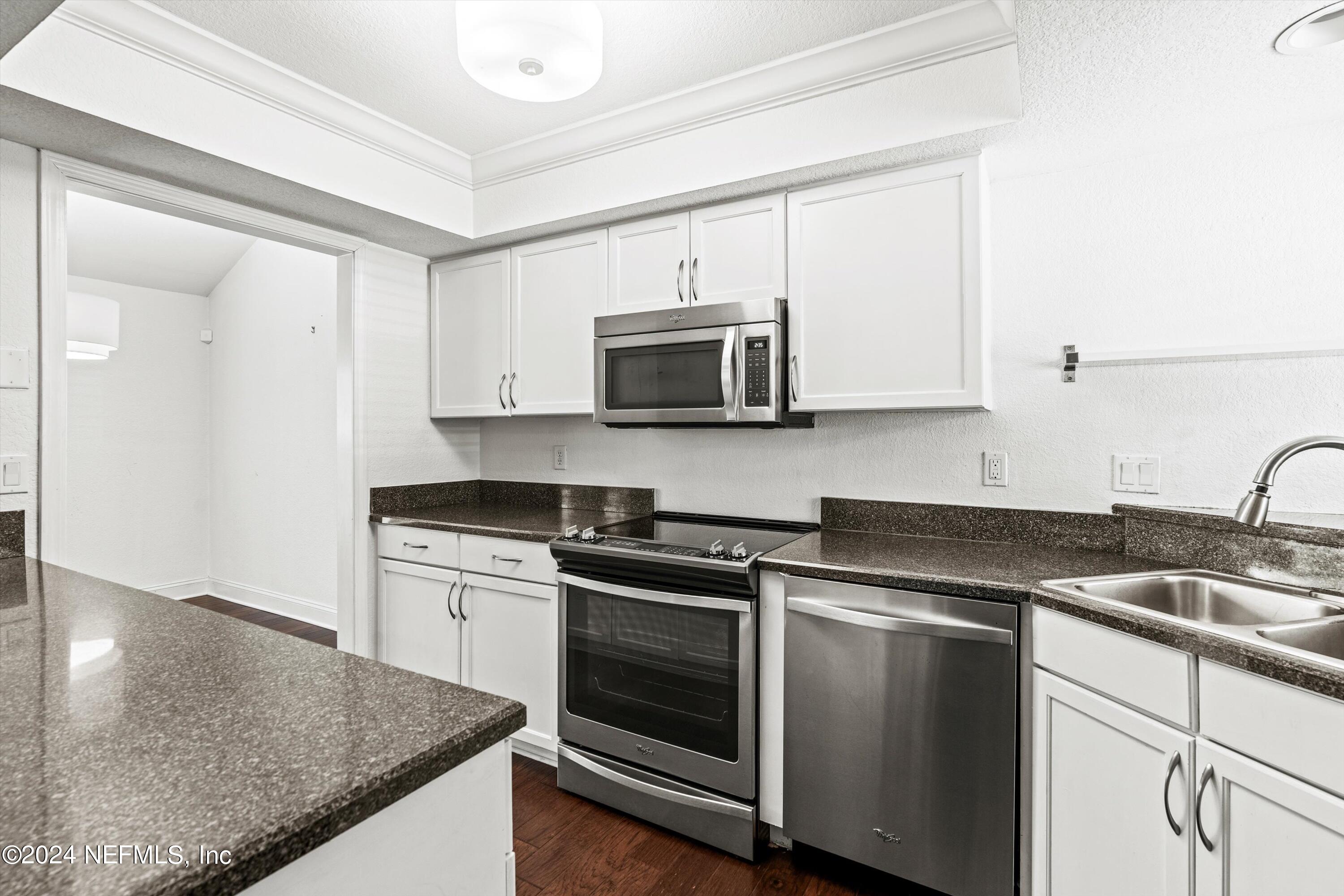 734 TIDEWATER Court