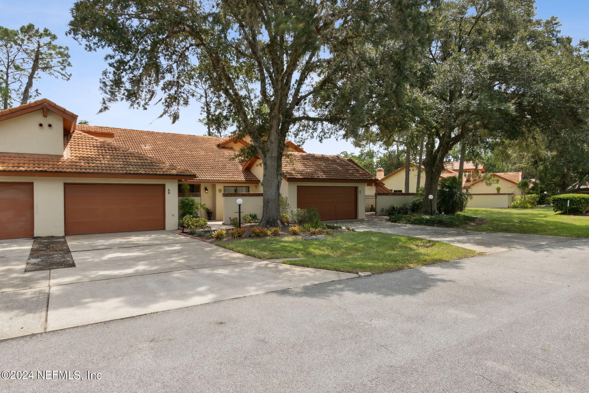 53 VILLAGE Circle