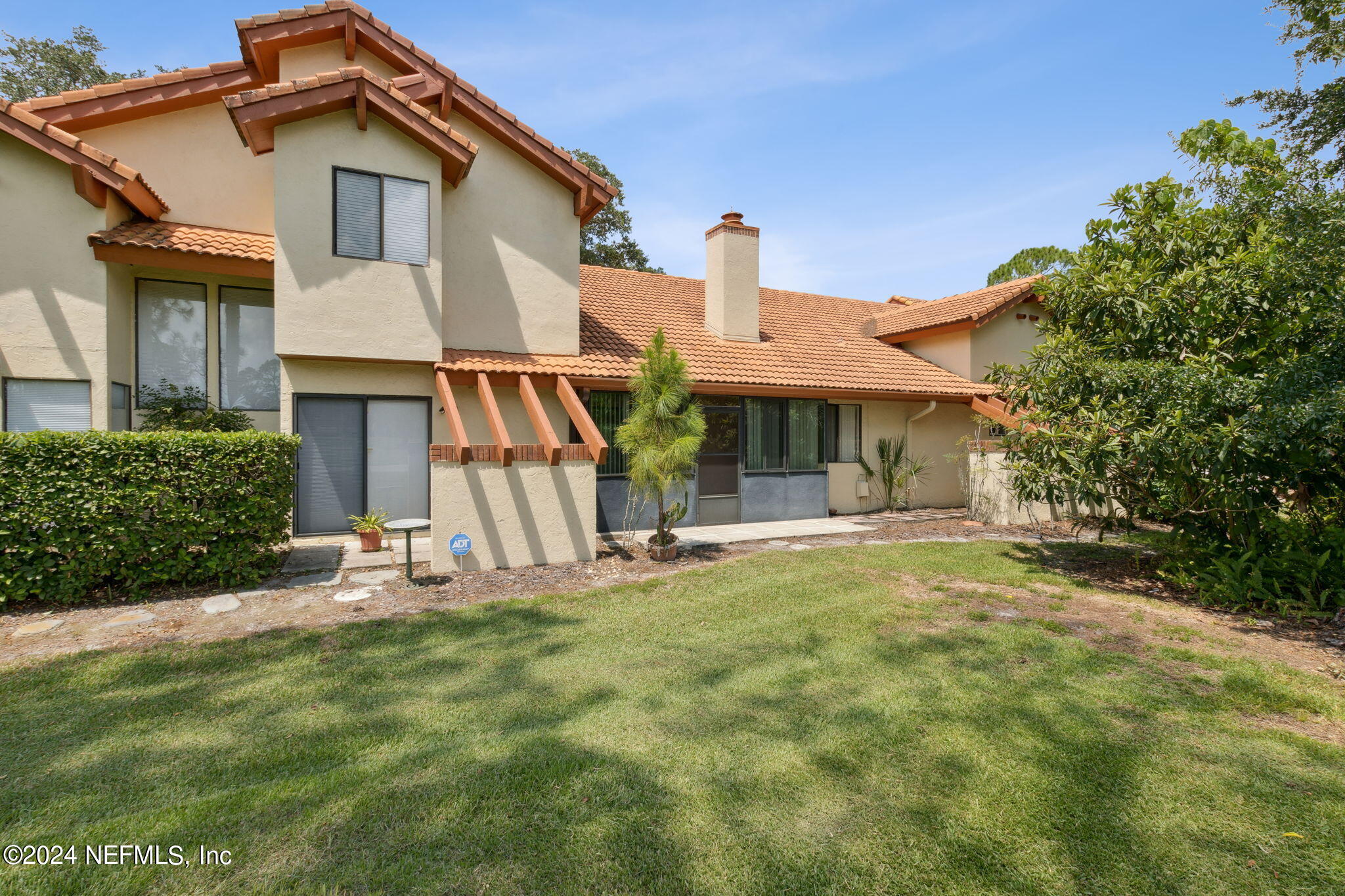53 VILLAGE Circle