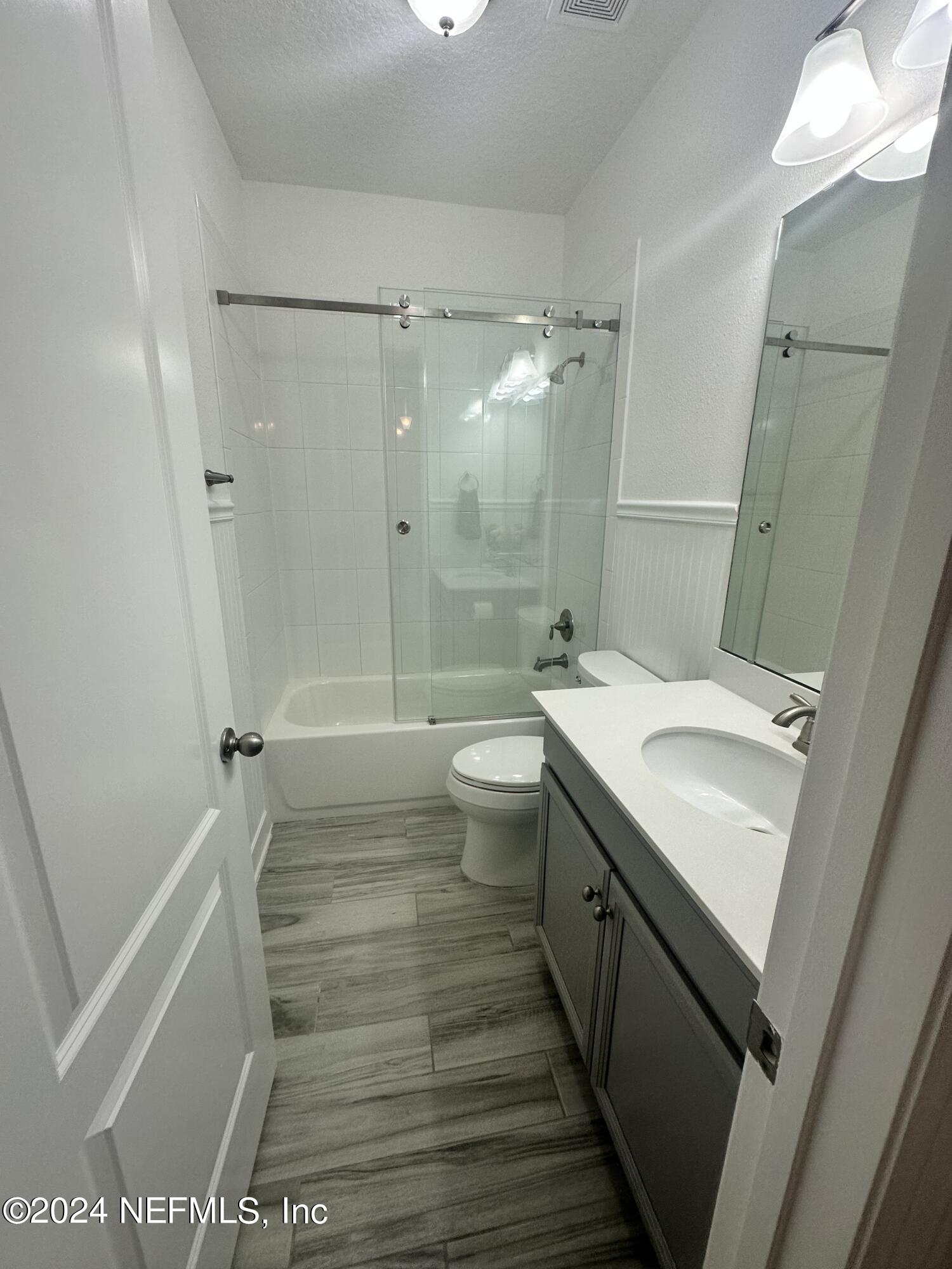 289 PALM BREEZE Drive