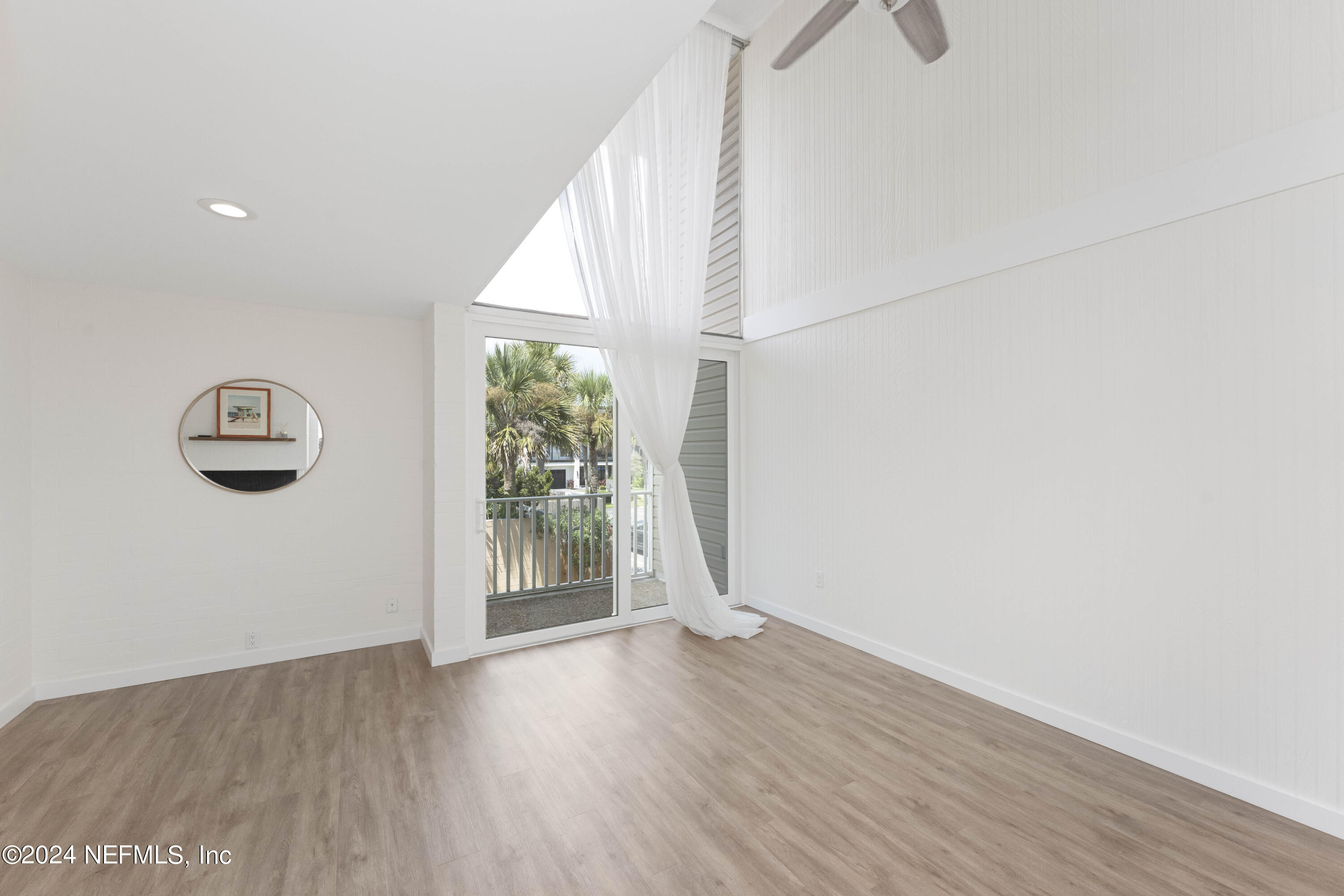 901 OCEAN Boulevard, 16