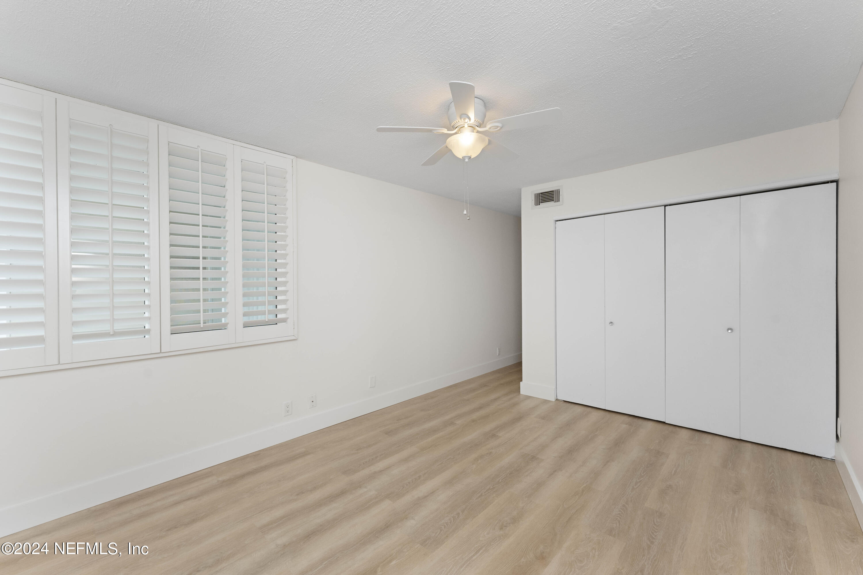 901 OCEAN Boulevard, 16
