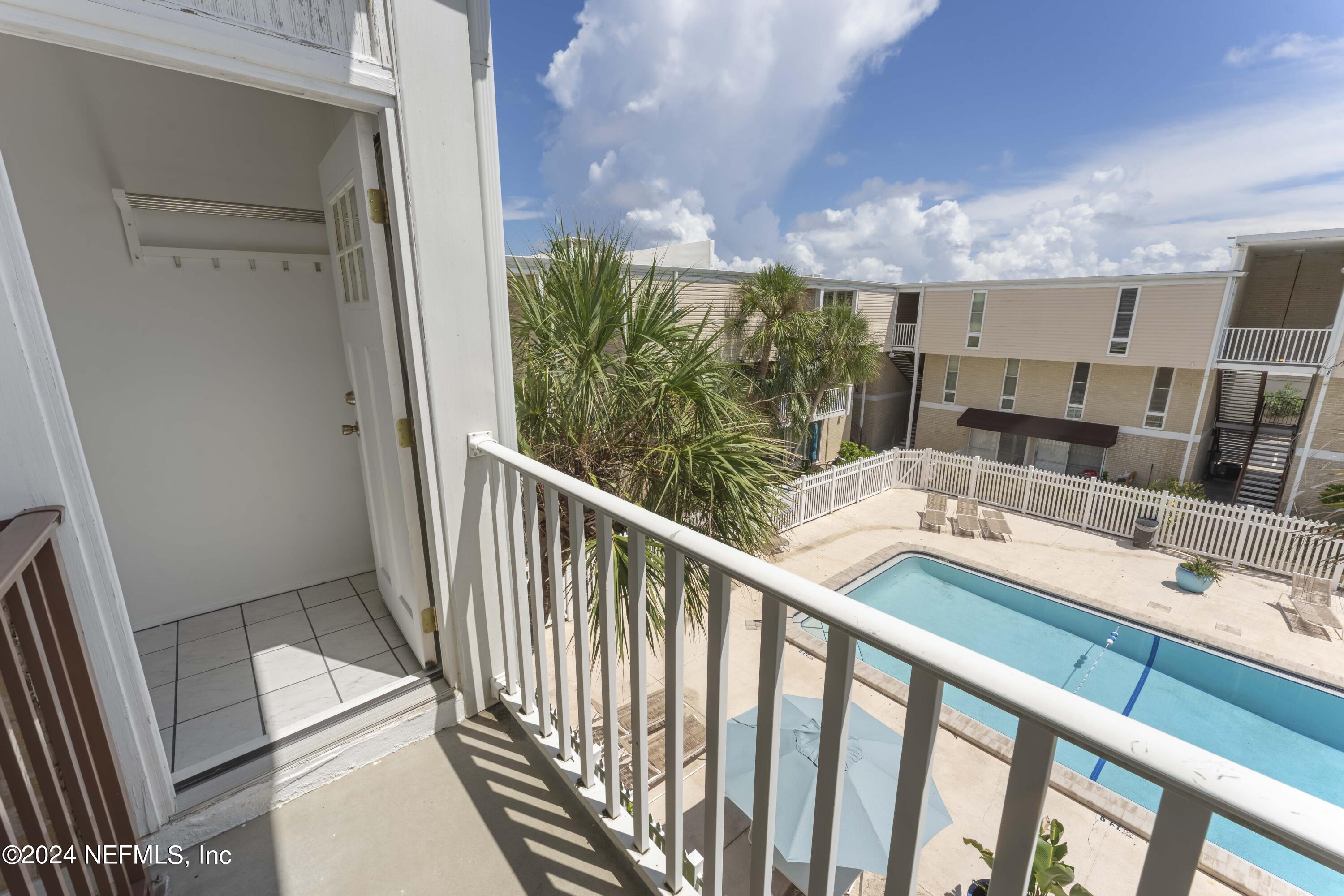 901 OCEAN Boulevard, 16
