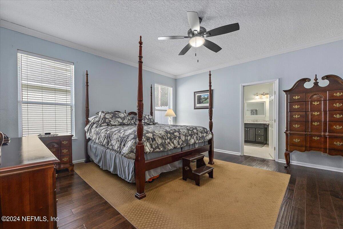 10645 CRESTON GLEN Circle