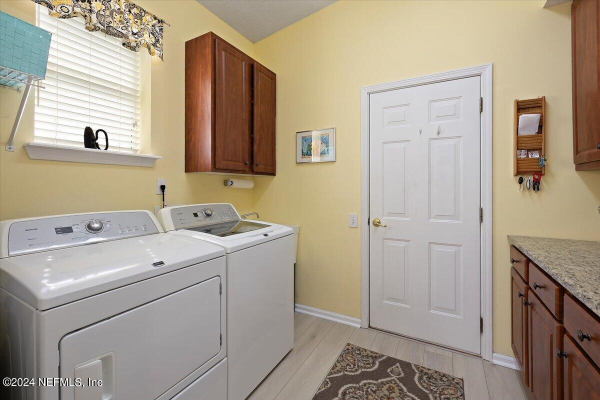 10645 CRESTON GLEN Circle