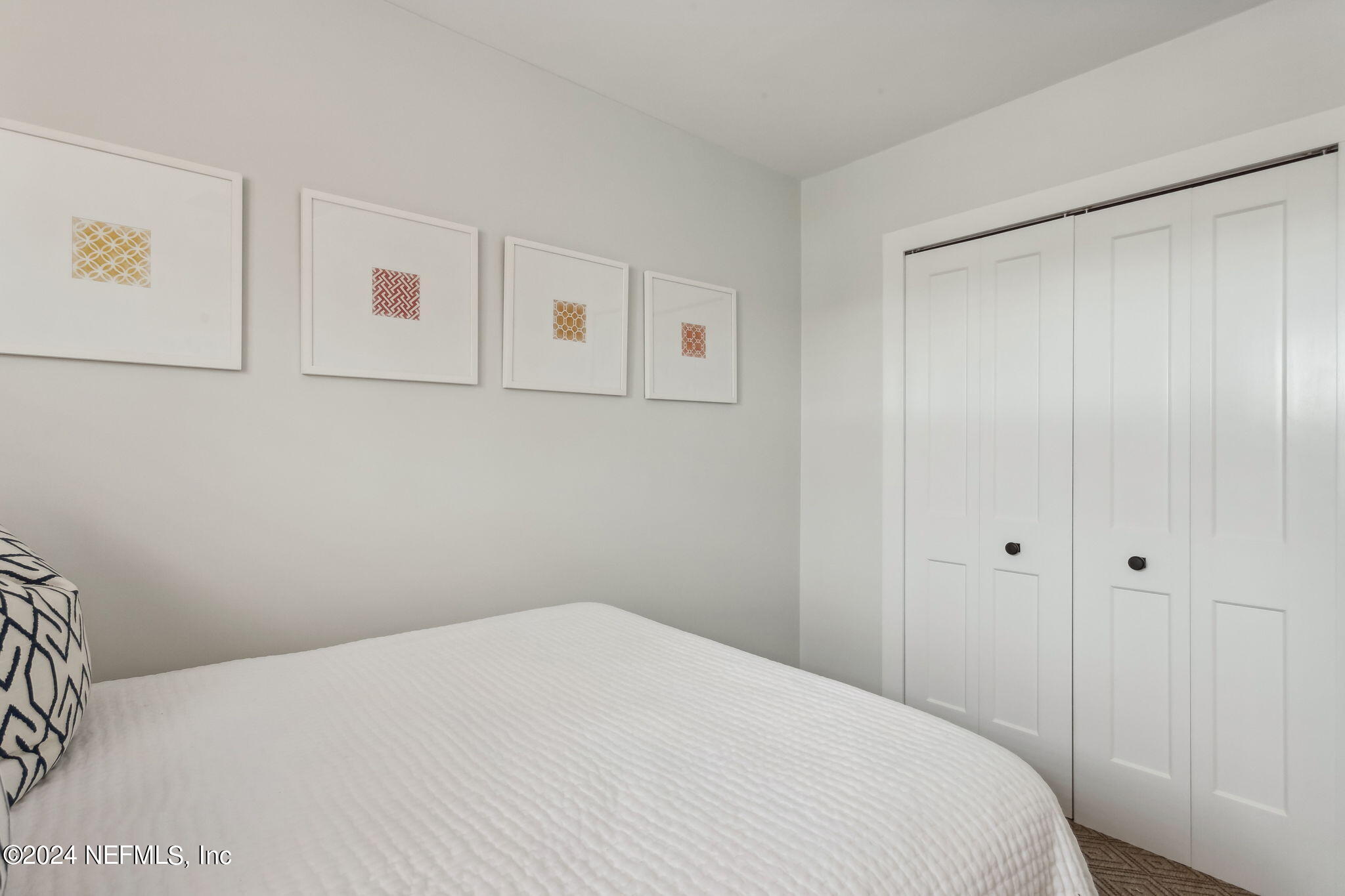 10 10TH Street, 12 B