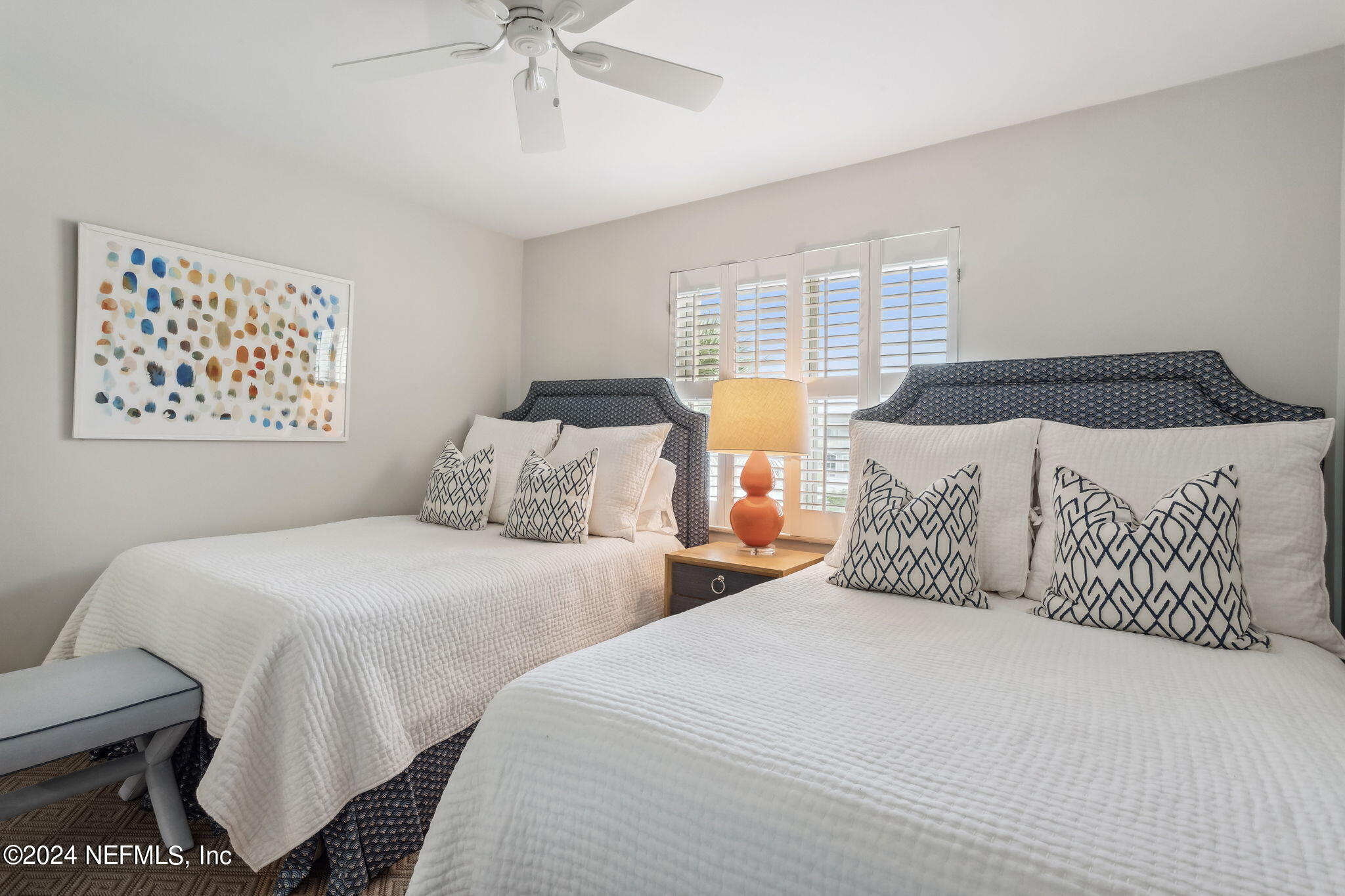 10 10TH Street, 12 B