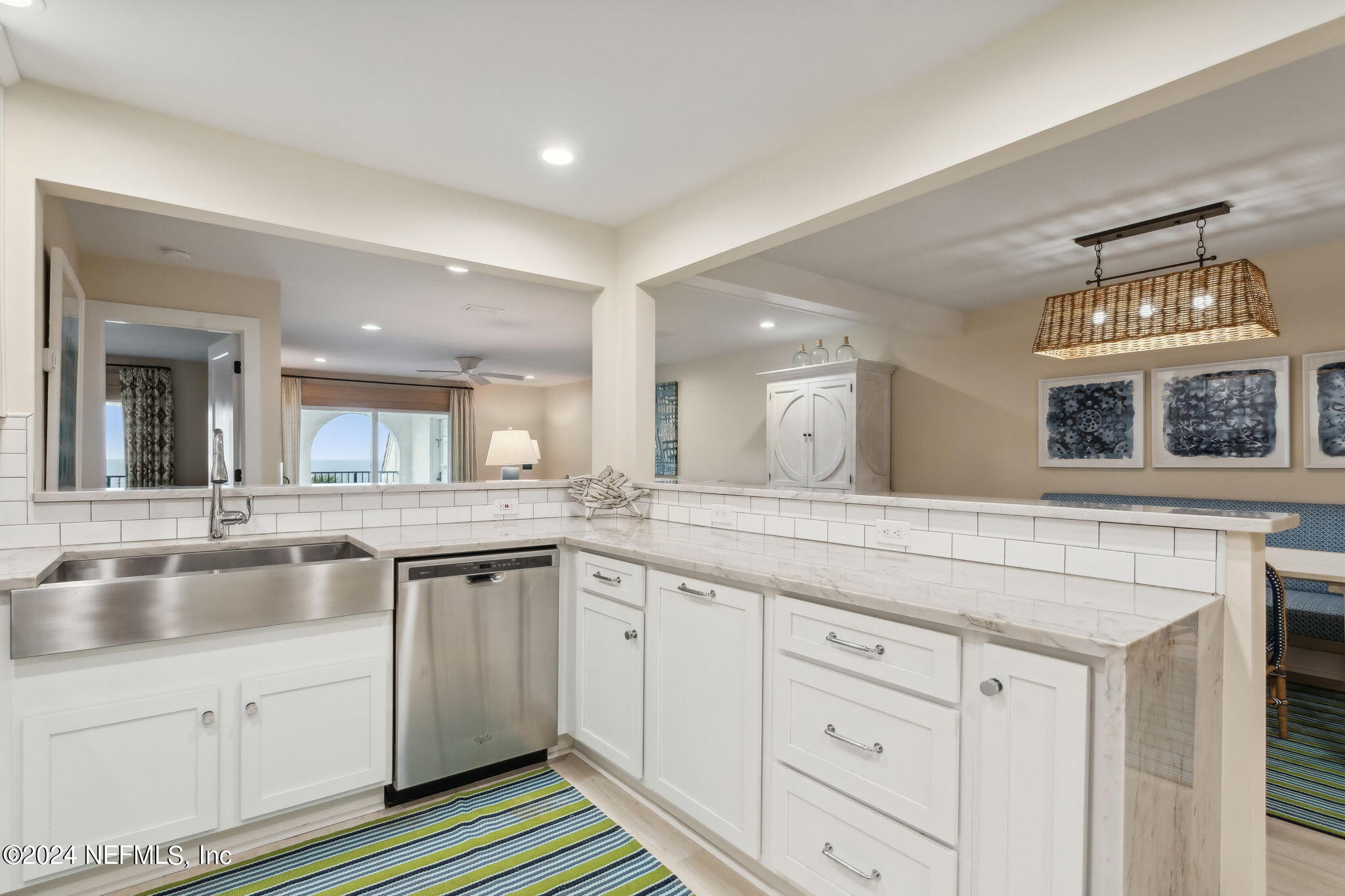 10 10TH Street, 12 B