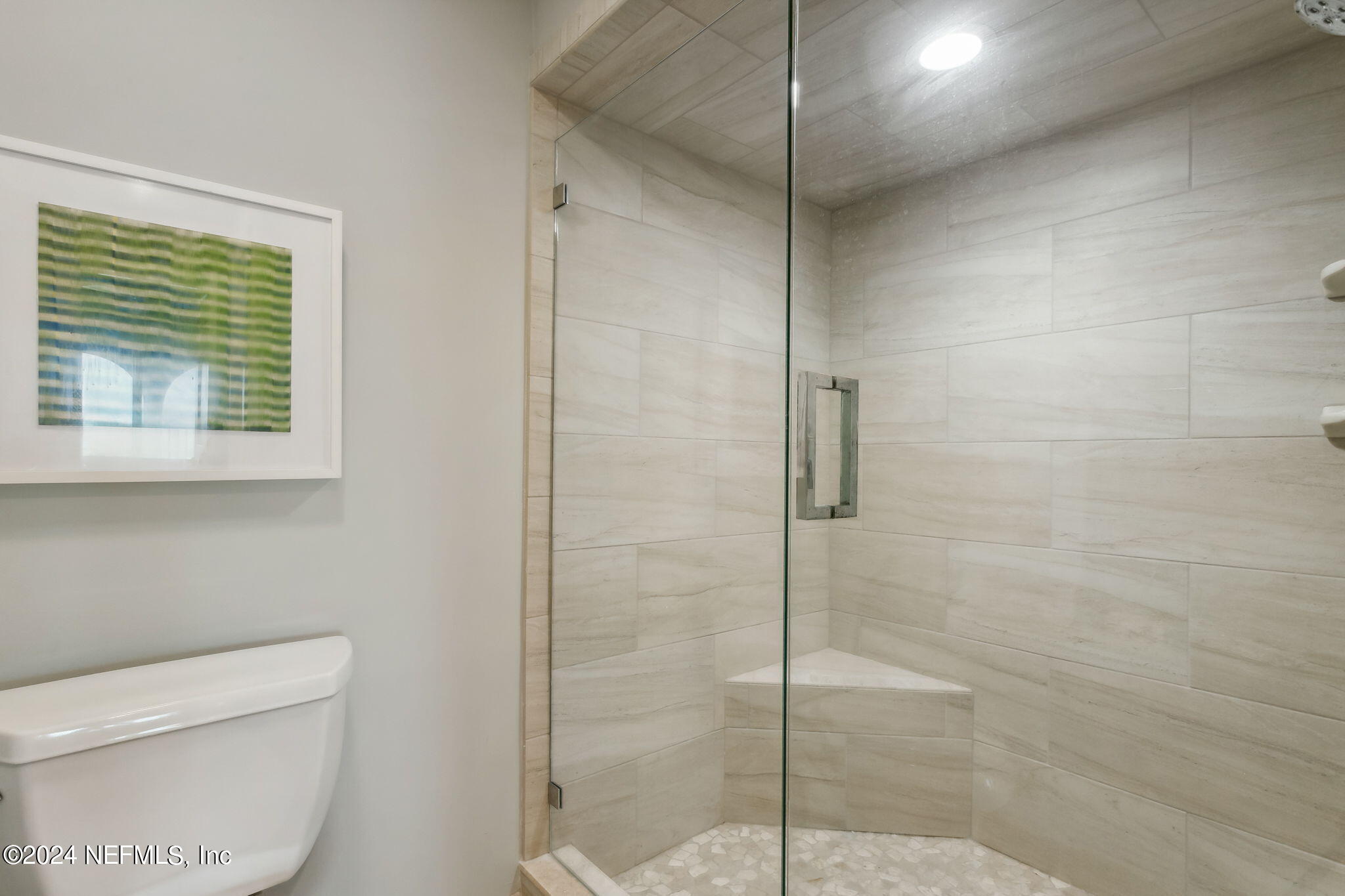 10 10TH Street, 12 B