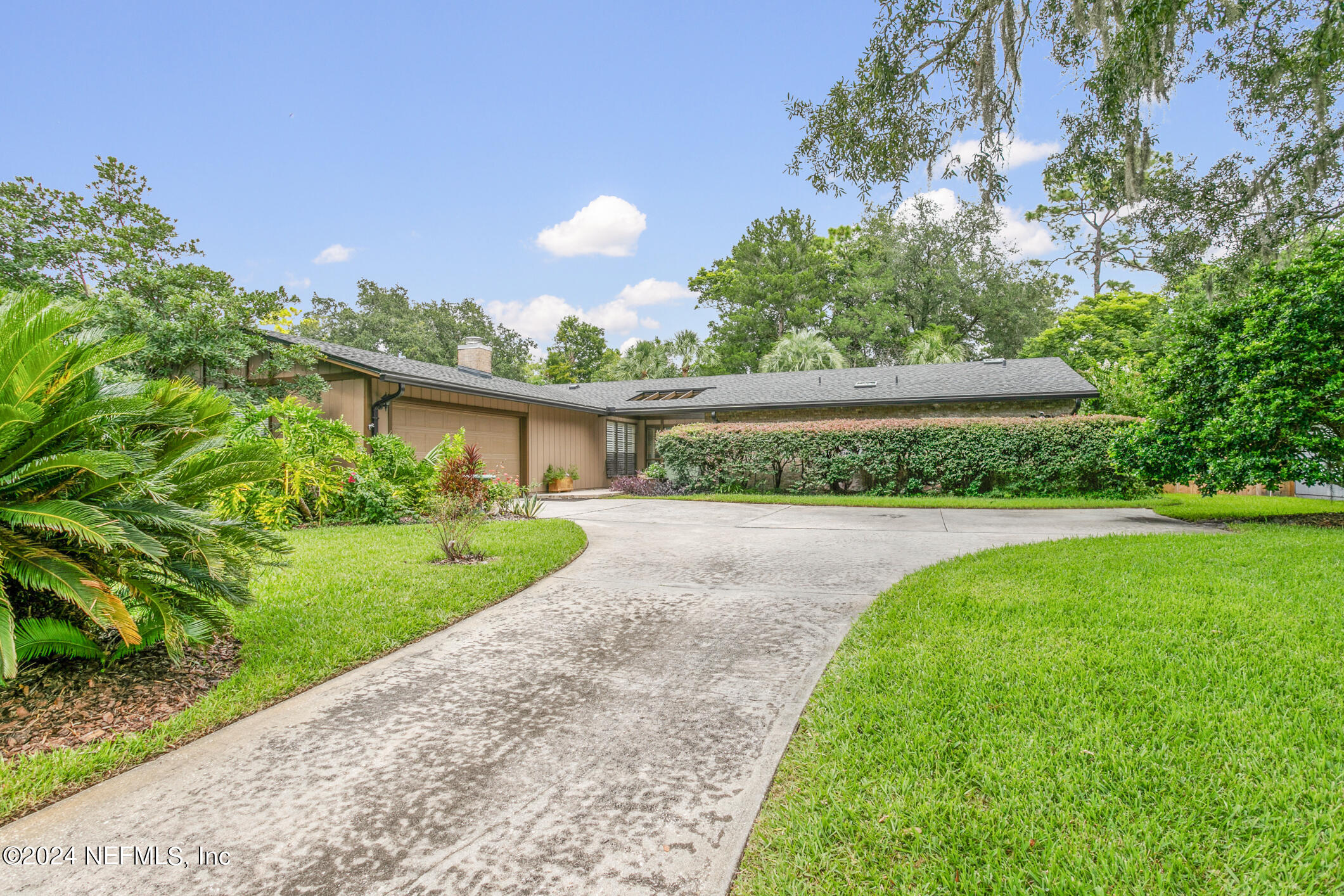 9545 BEAUCLERC COVE Road