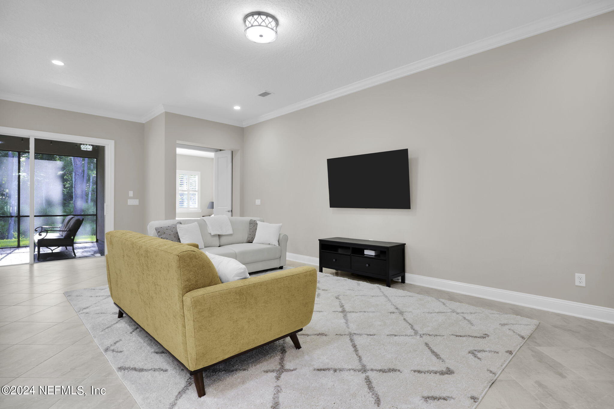 33 PORTSIDE Avenue