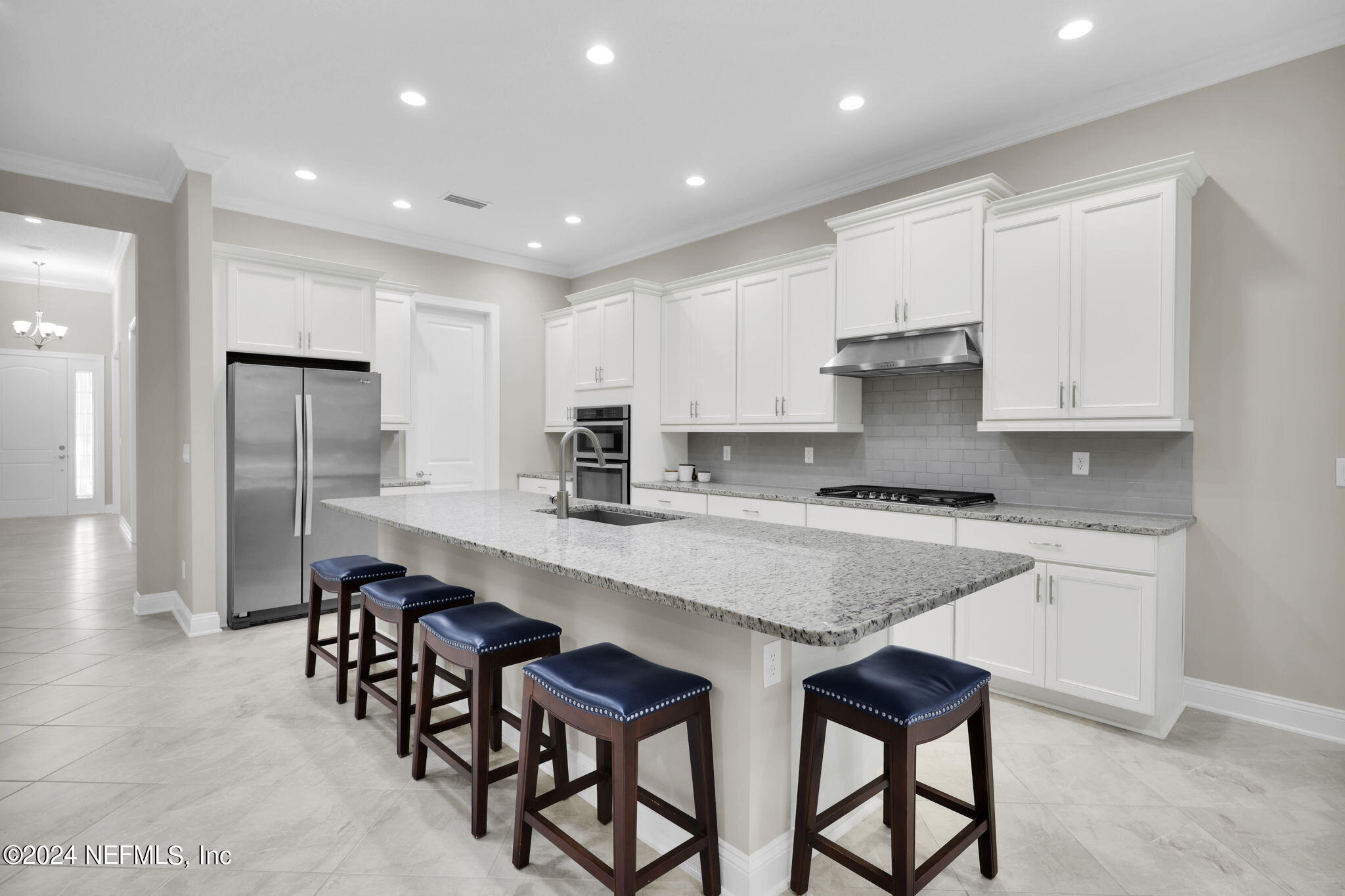 33 PORTSIDE Avenue