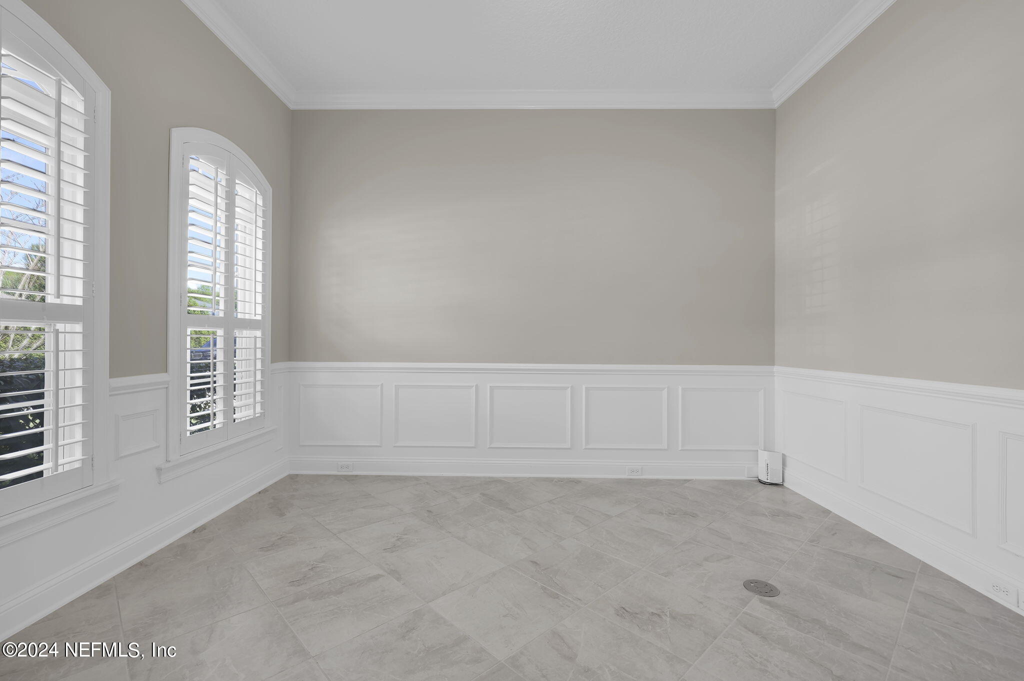 33 PORTSIDE Avenue