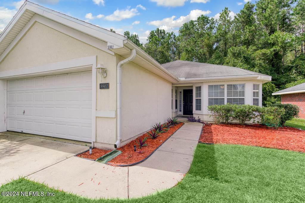 5902 ROUND TABLE Road