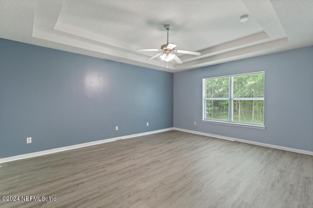 5902 ROUND TABLE Road