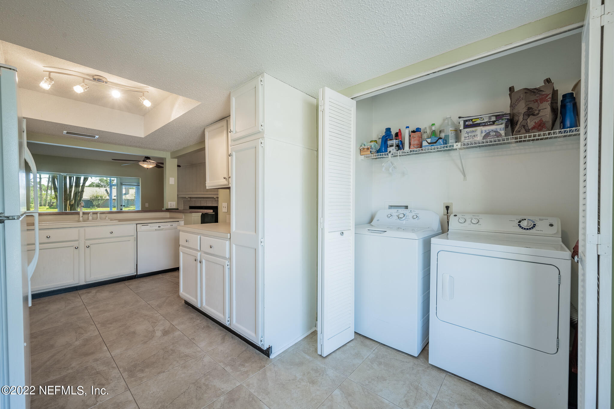 111 CRANES LAKE Drive