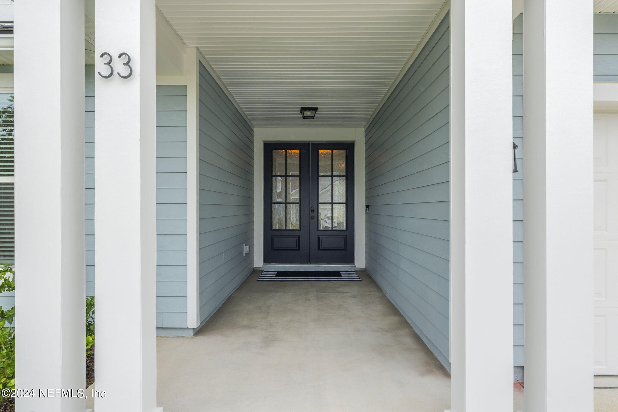 33 PINZON Place