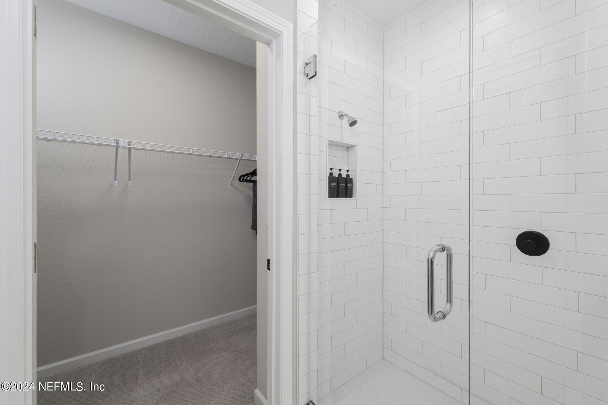 33 PINZON Place