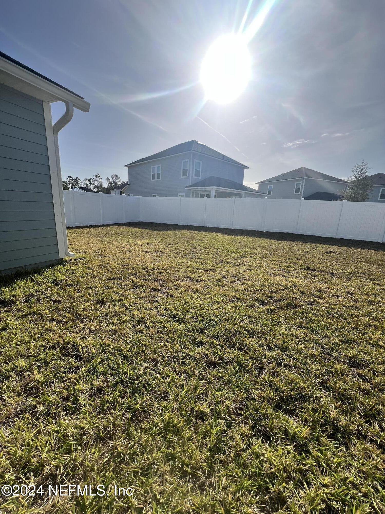 33 PINZON Place