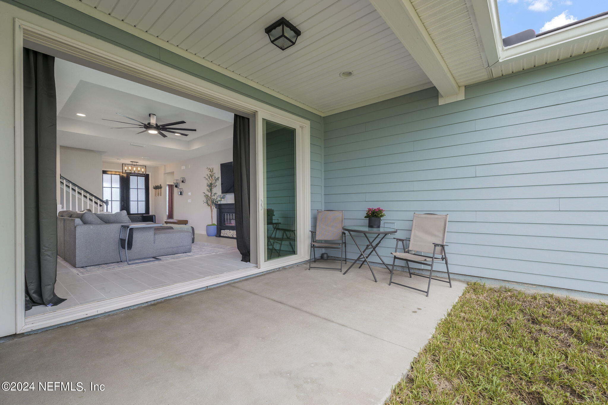 33 PINZON Place