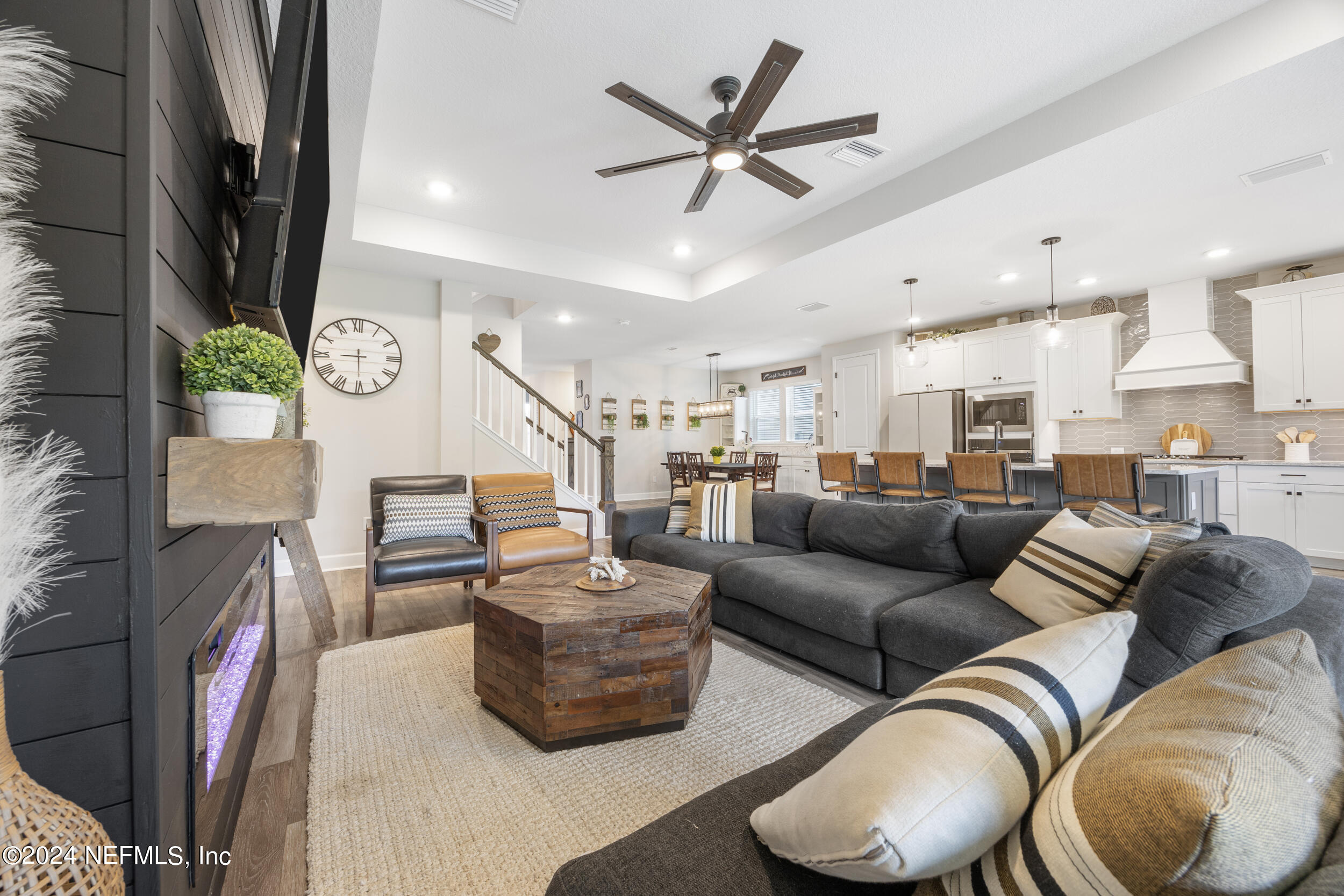 865 WINDLEY Drive