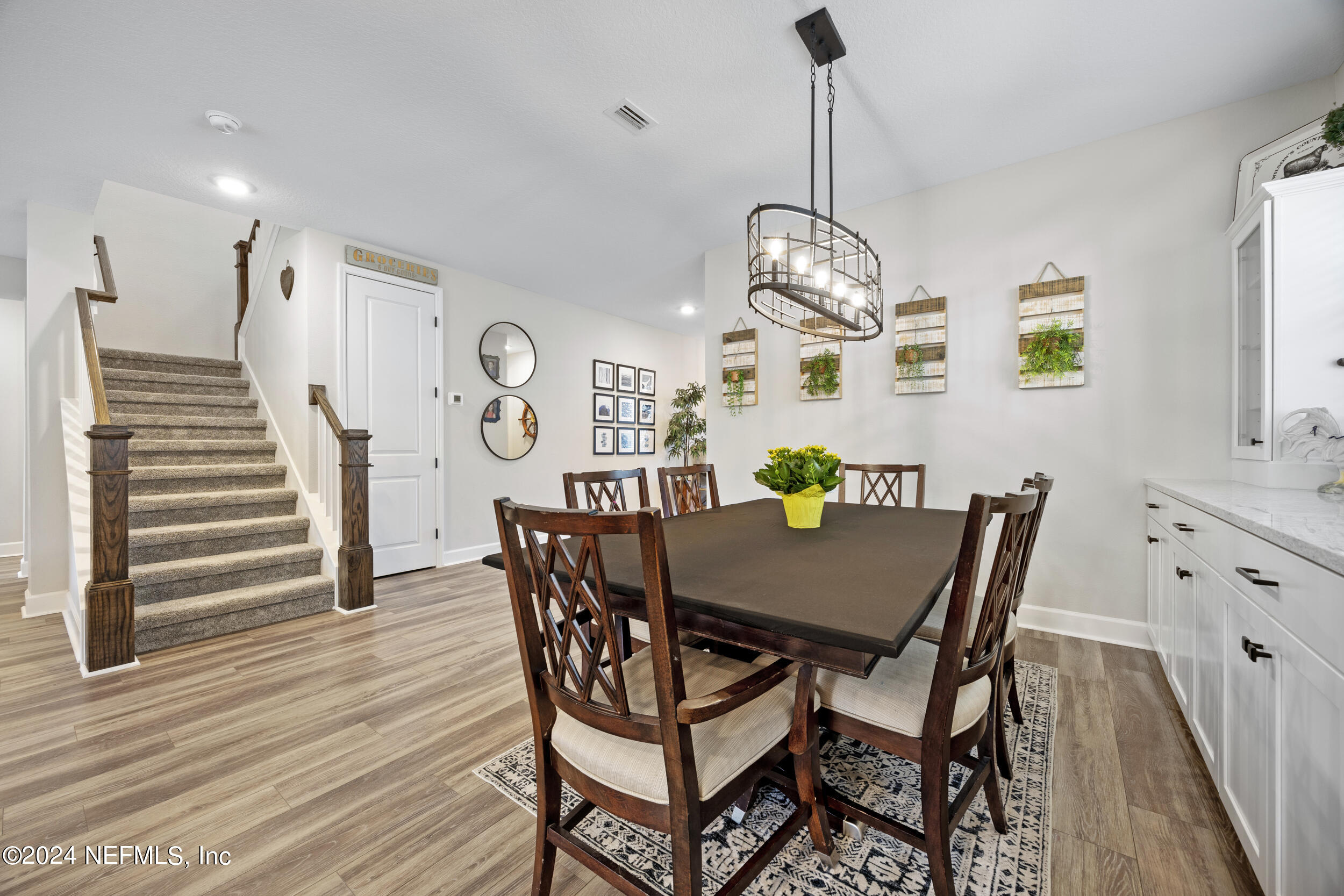 865 WINDLEY Drive