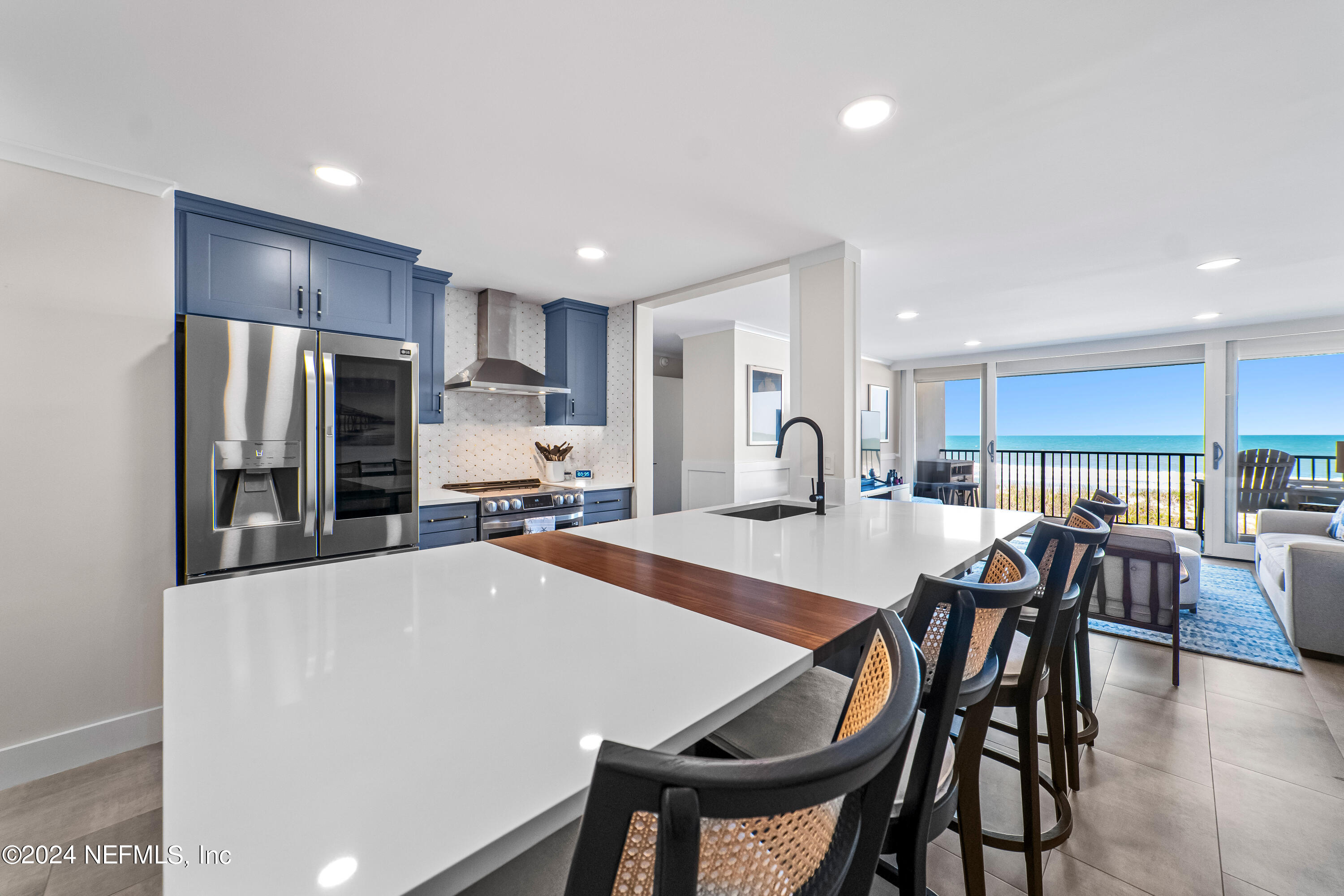 2100 OCEAN Drive S, 2C